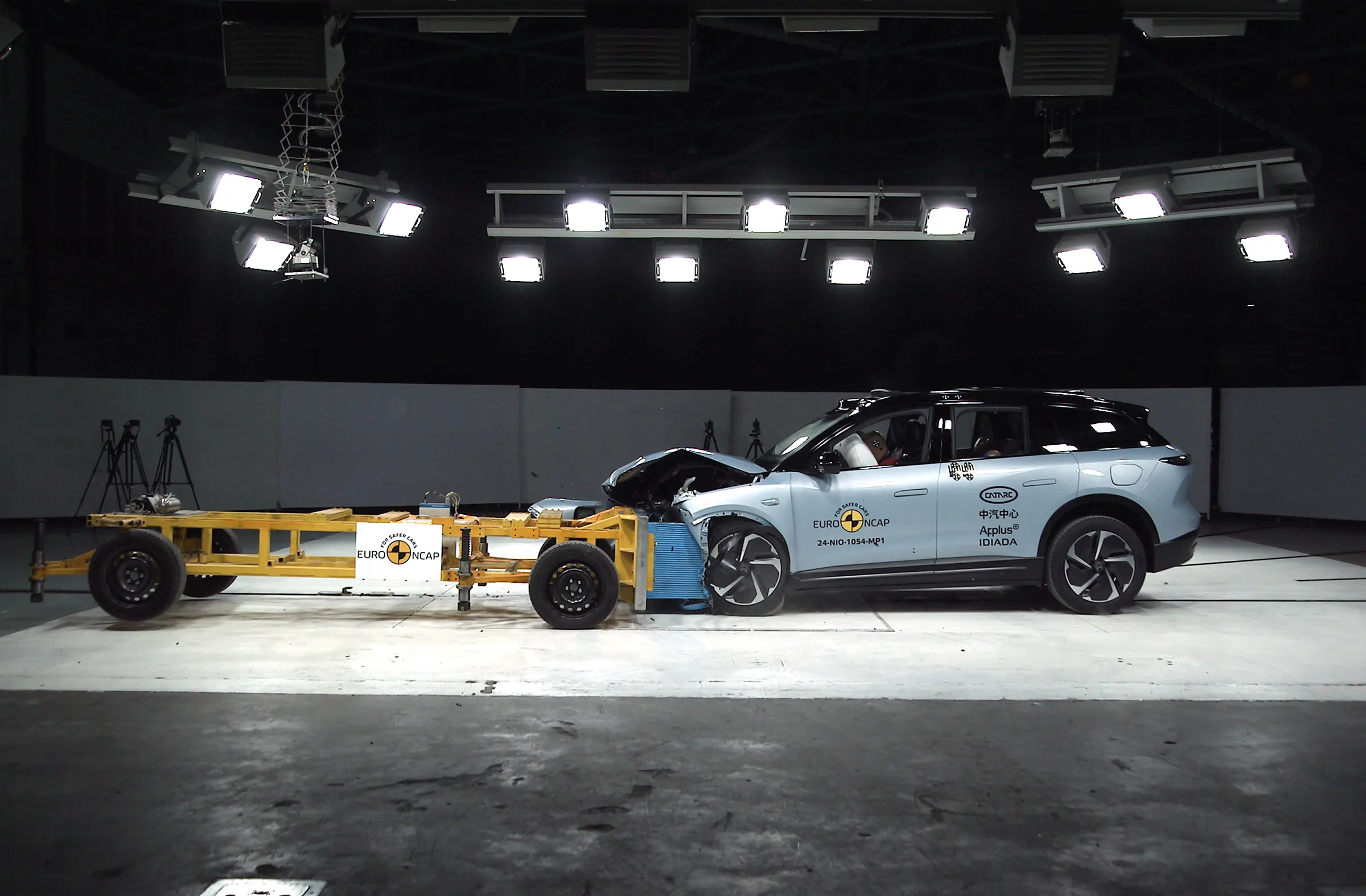 277a895f-85a9-4e35-81f2-e0bfd543e1b3