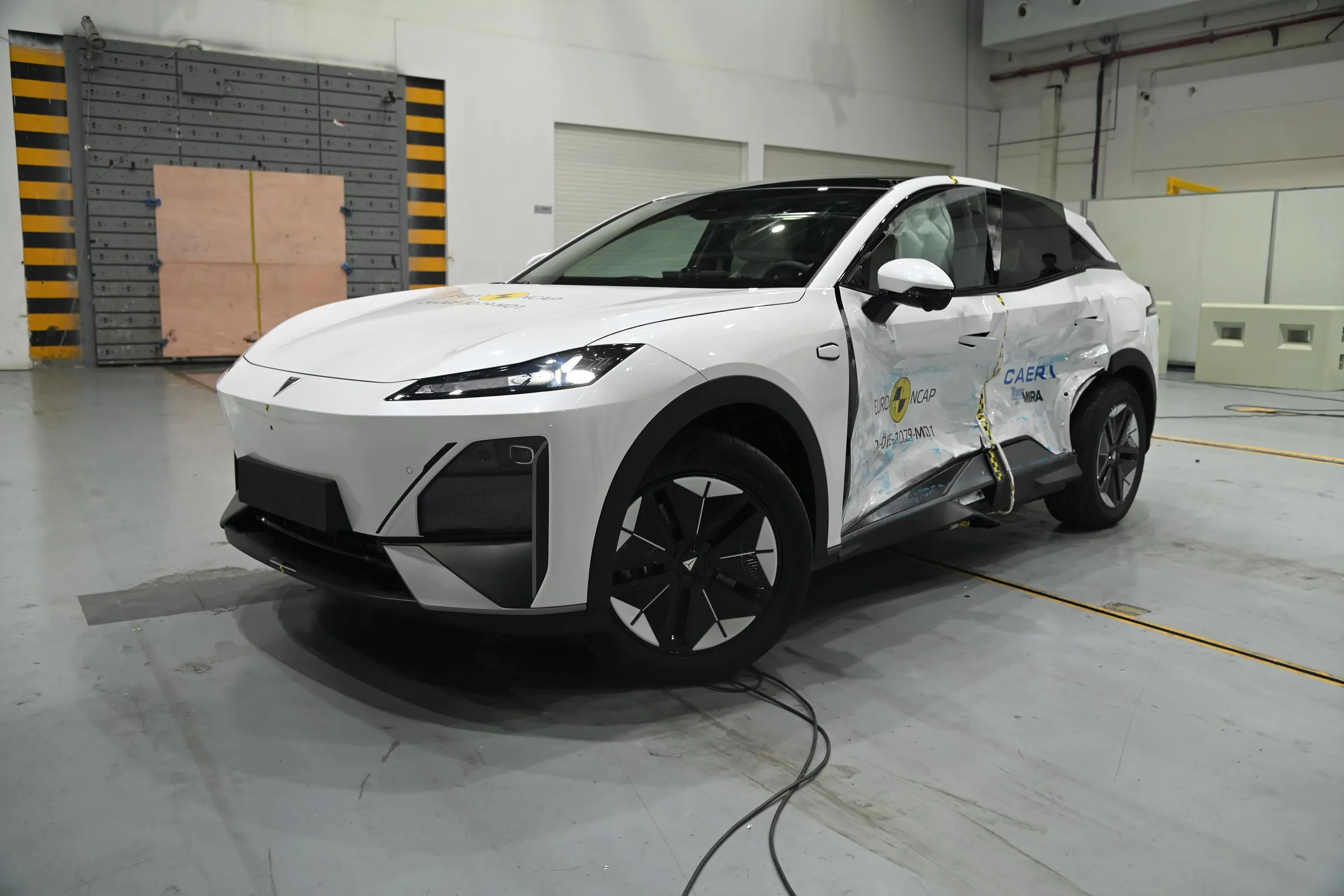 1e557b6b-1e4e-4577-ba9f-112aaa611bd2