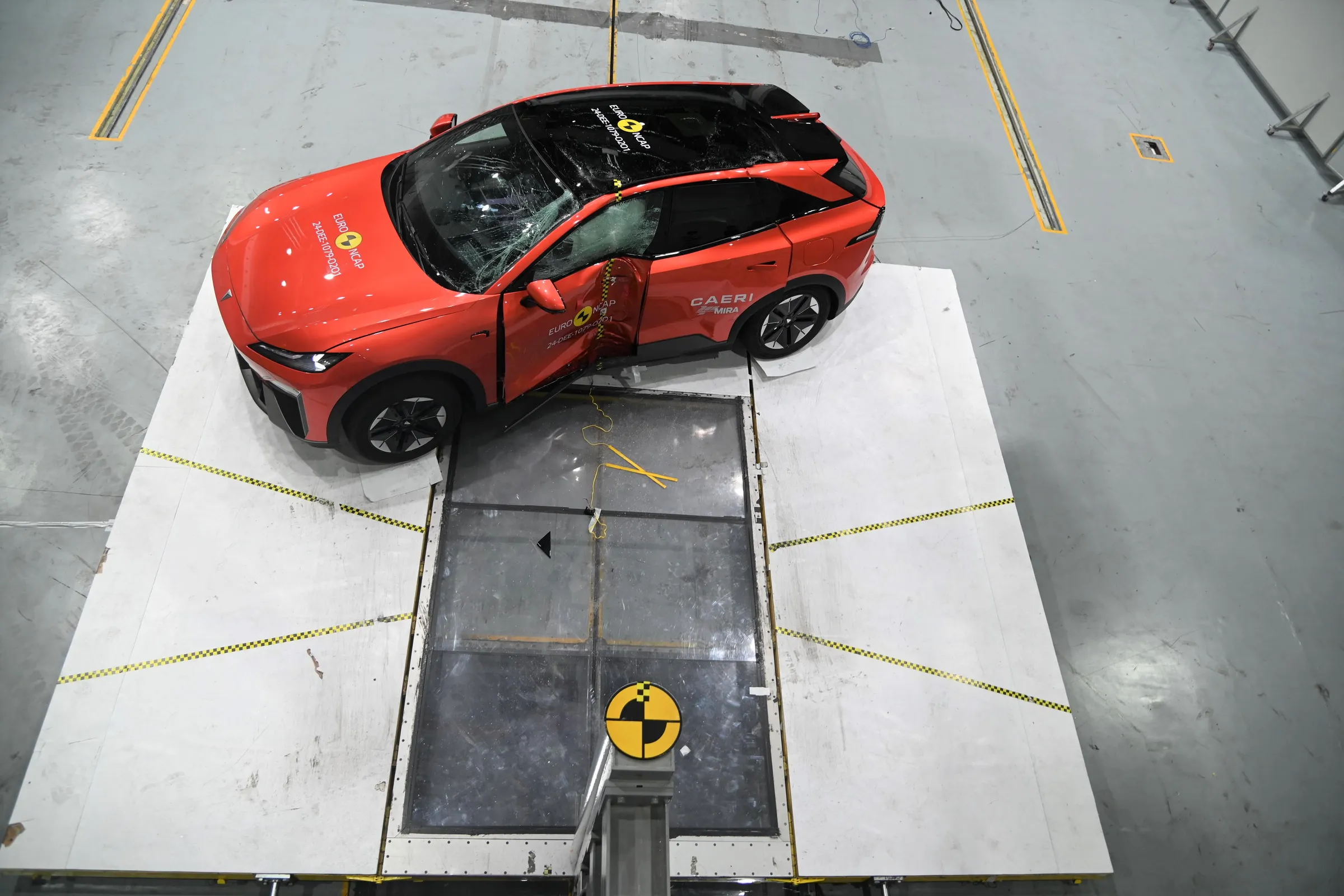 c2bda9fb-dcd8-4b9b-b6c6-efd7291e7468