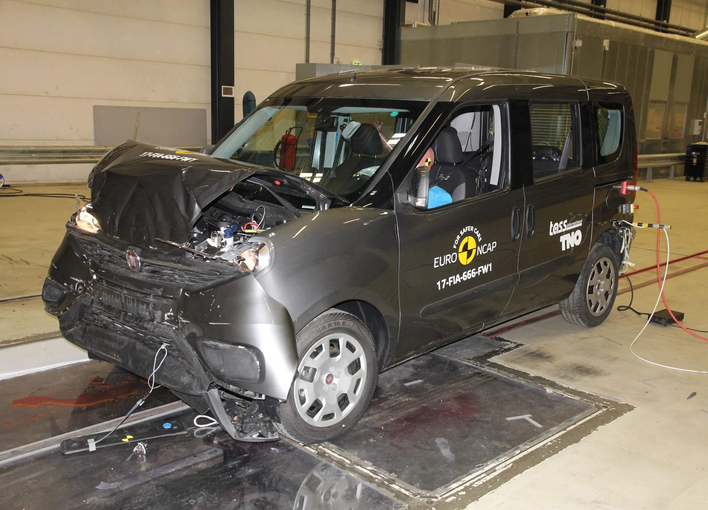 ff78b9e7-bea5-4fa7-9452-5ab735e564b3