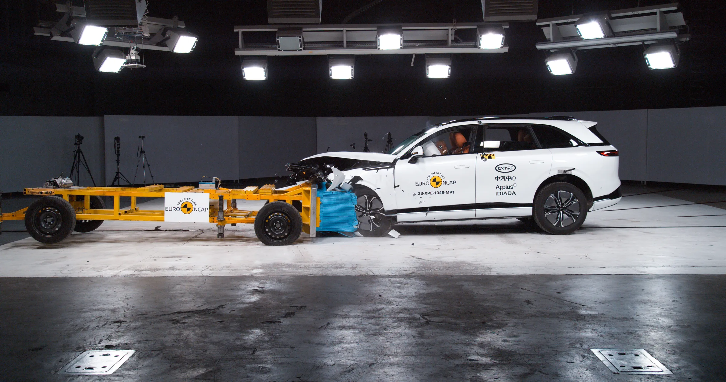 b78fe53b-21c9-4ceb-a434-142946aca2aa