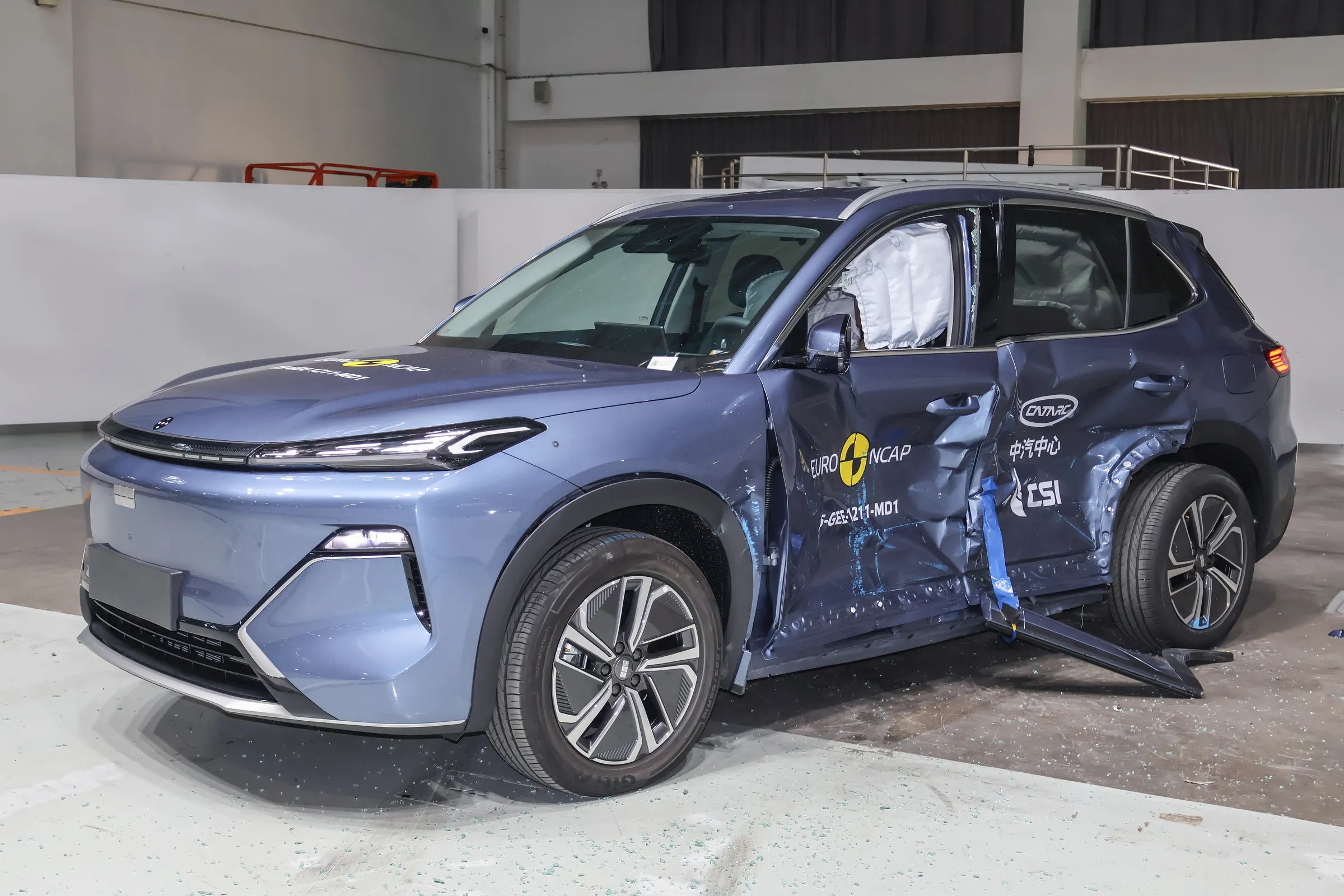 2c85133c-4eb6-4a2b-aa02-9610368e6a4f