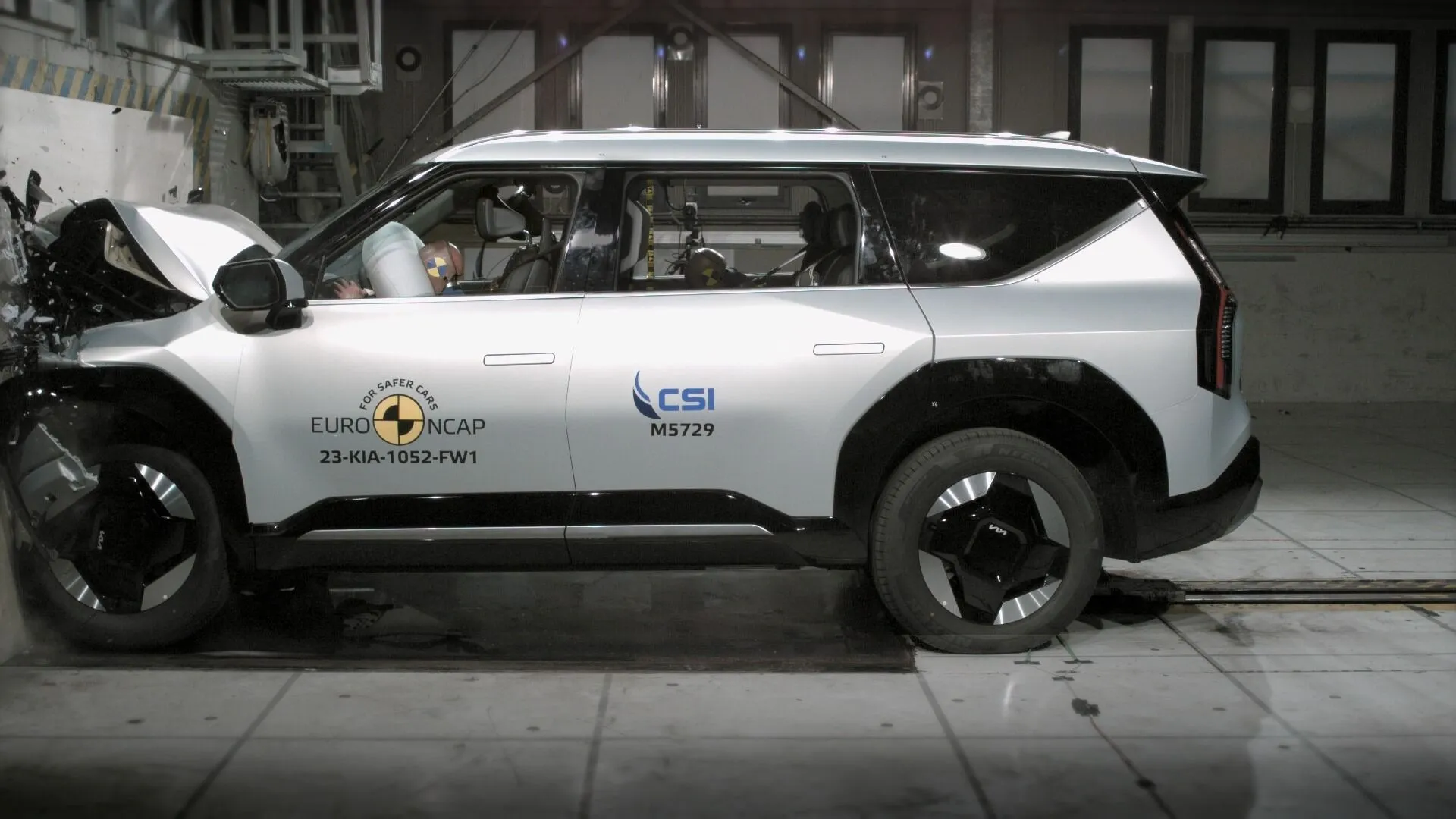 b8e0f81a-1963-44f2-b1ad-0bdcae02cfca