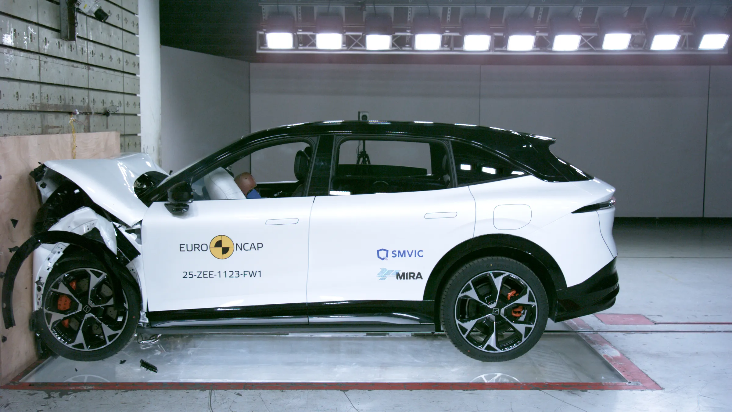 6e702994-4978-41ba-b94a-16f2ad688ada