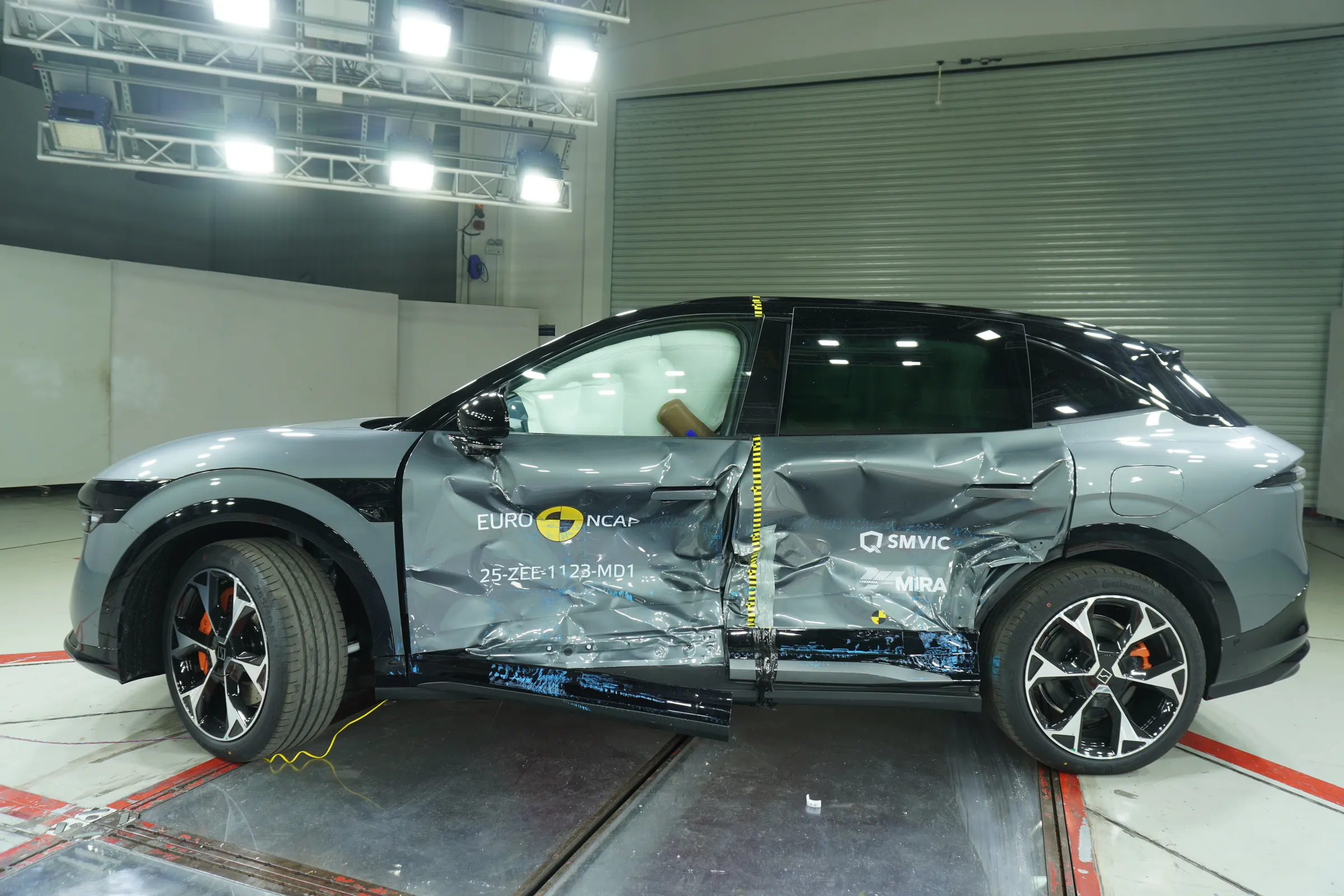 61bc3ad0-b119-4ca1-9cdf-78c1f975d7b3