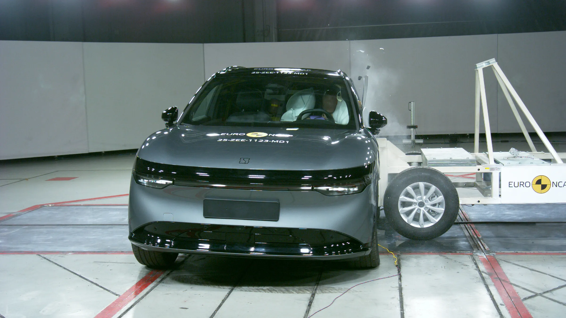 2a31c726-8583-4e8d-8b7a-4284033196c2