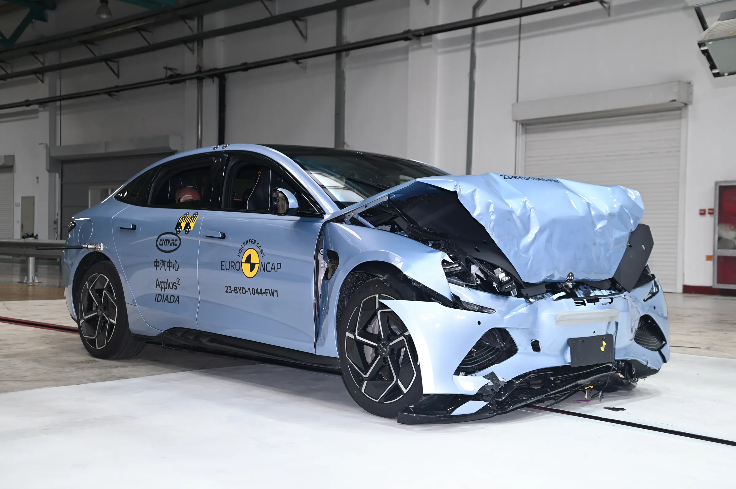 65756962-f124-44c4-816b-50d9642f482d