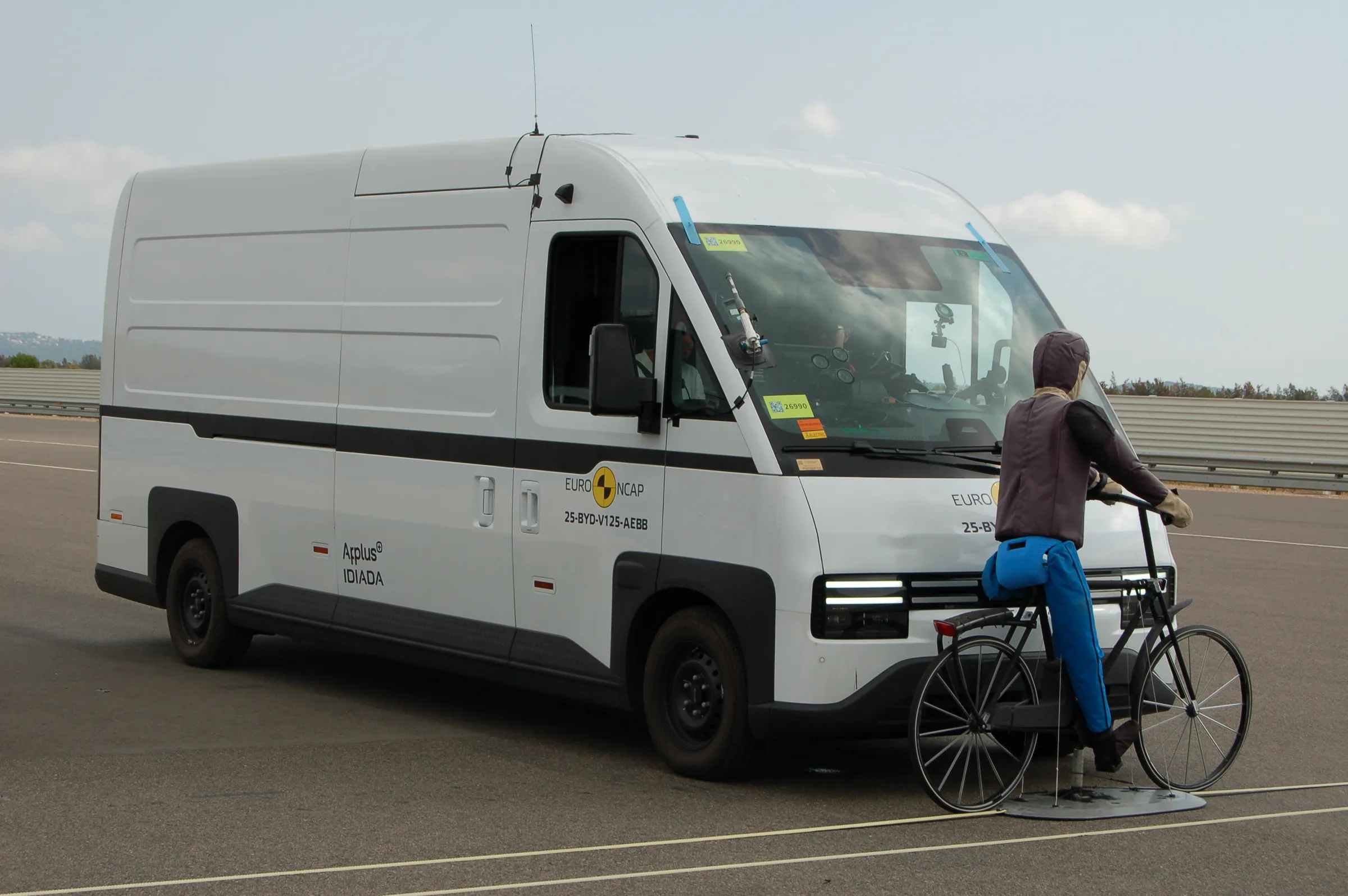 5fa657bf-073b-41d6-969c-bec5fc0a801a