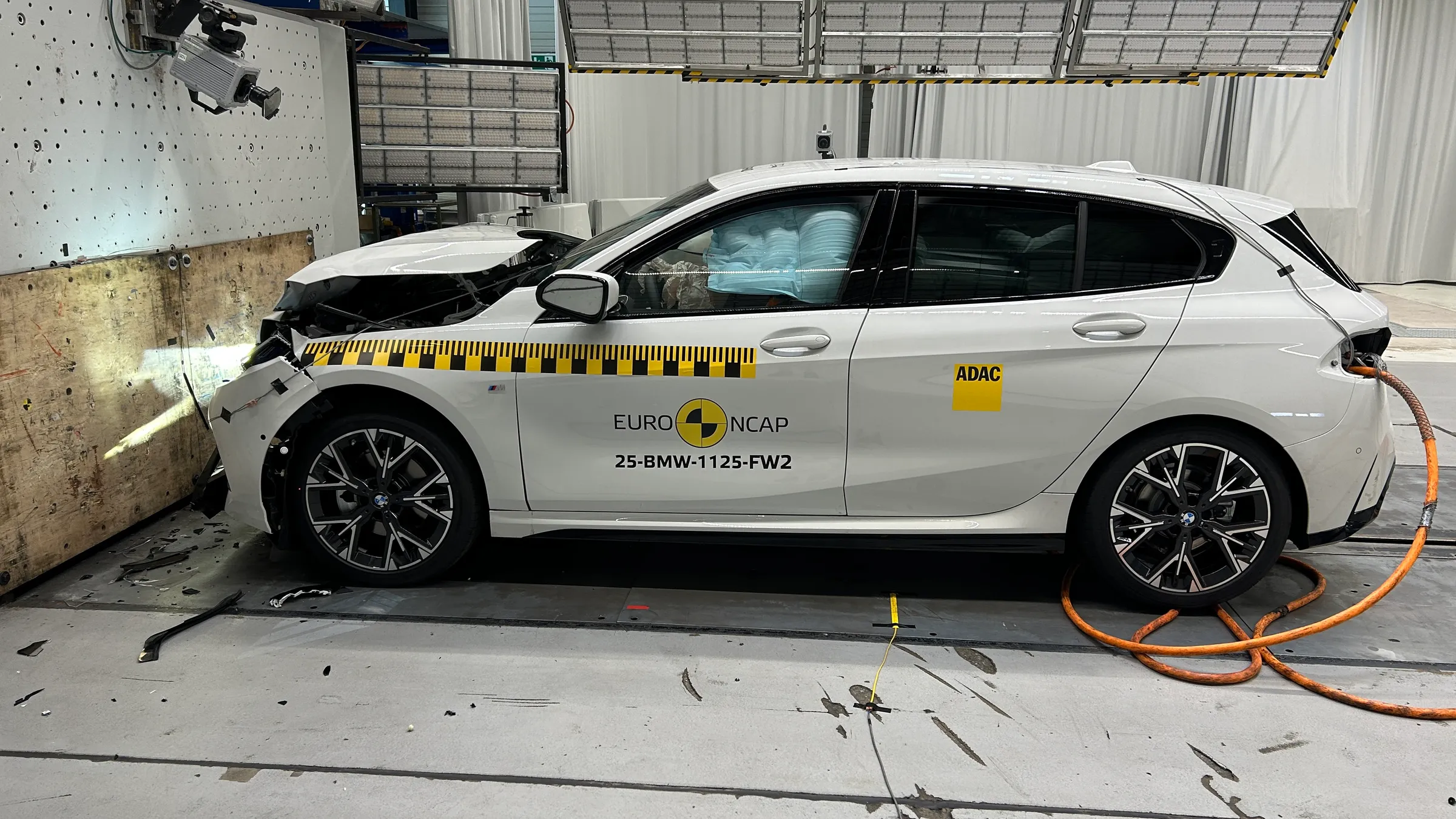 6fb9bf16-b5b8-4d18-b6e1-2c2e83a334a8