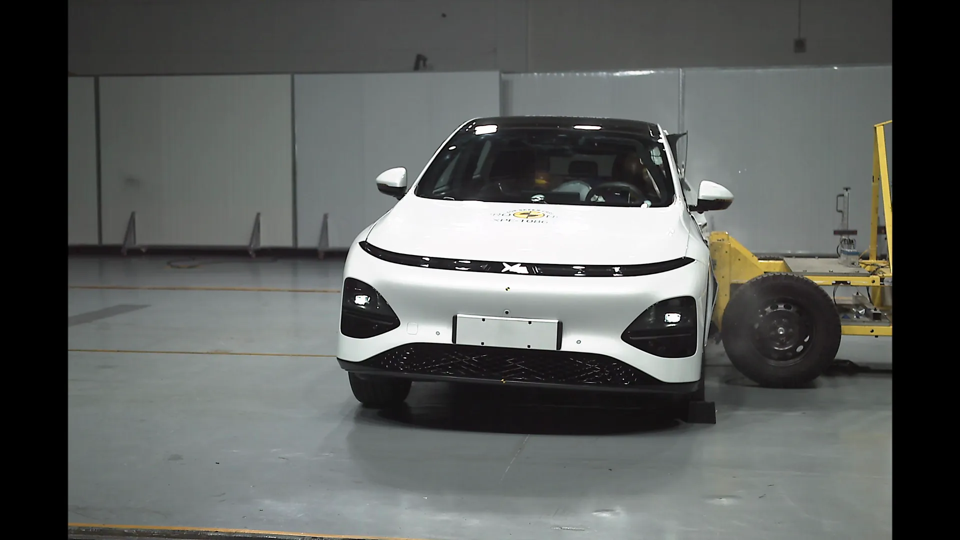 e11dde37-03a4-474d-afdc-dd18af086d31