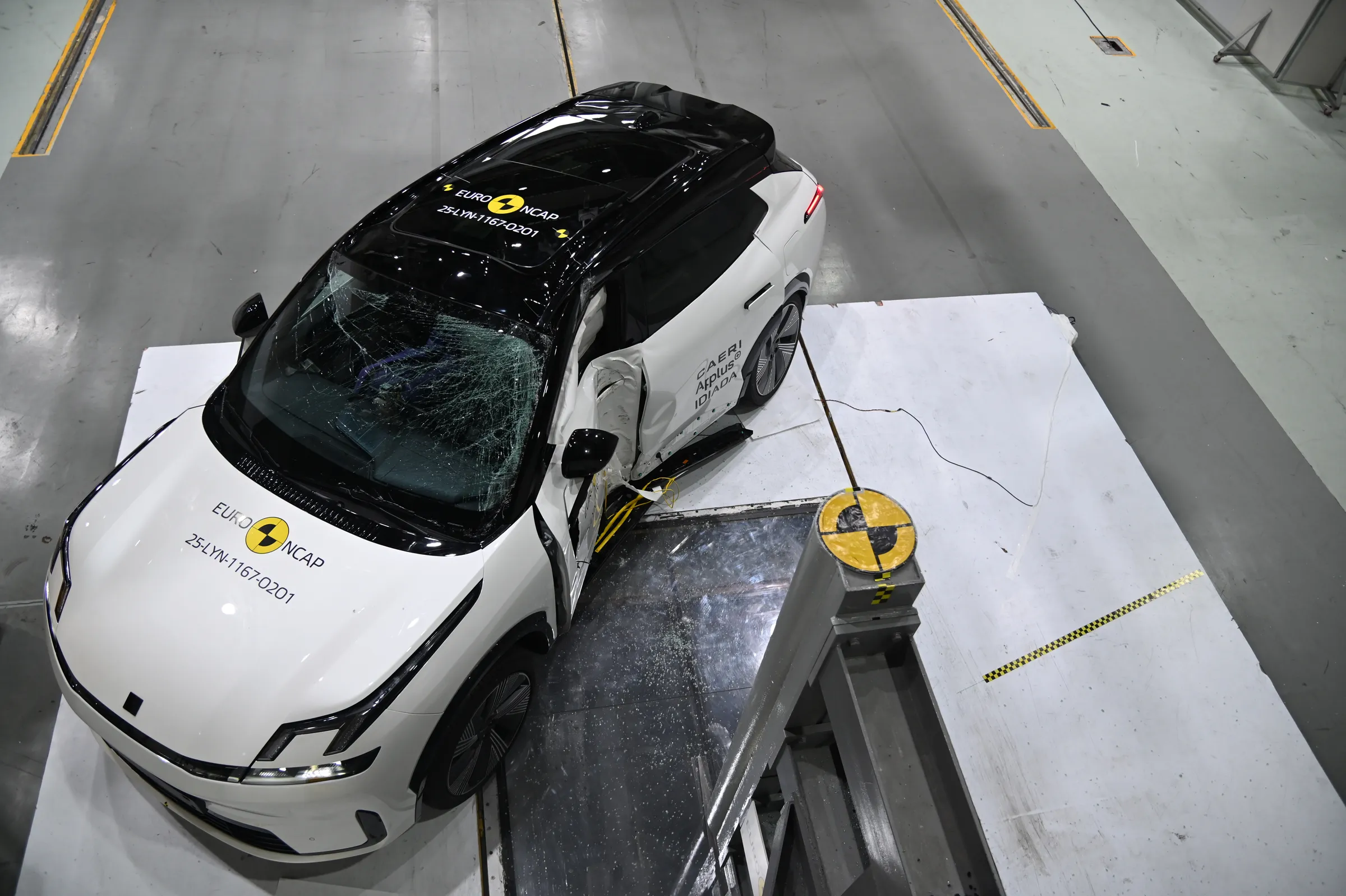 8ec0dfd1-302d-400e-9aef-8d11a2cc9074