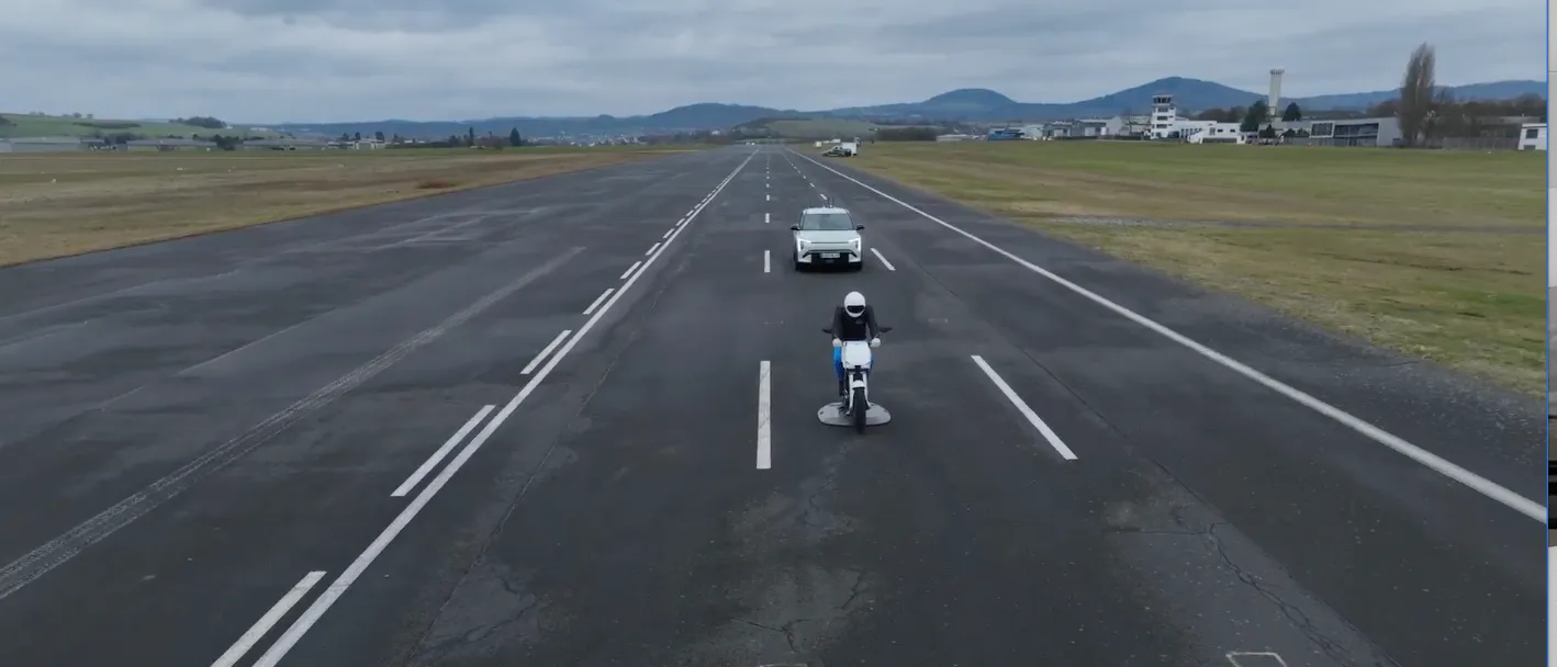 adf9d4f6-1839-4e20-816c-9f44ba7001e7