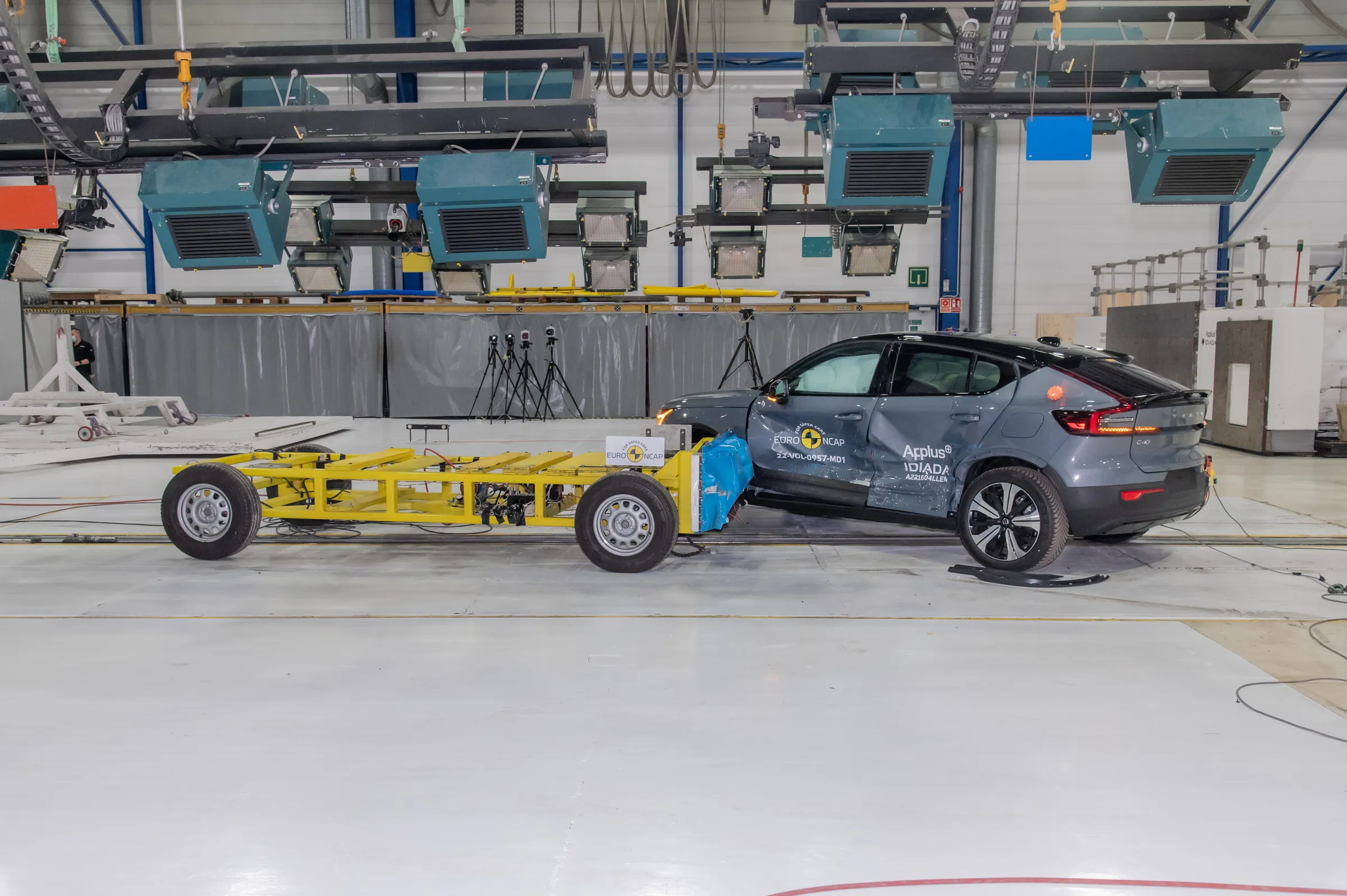 dbcffe3b-bd75-48d8-b7f6-bc678d6ee421