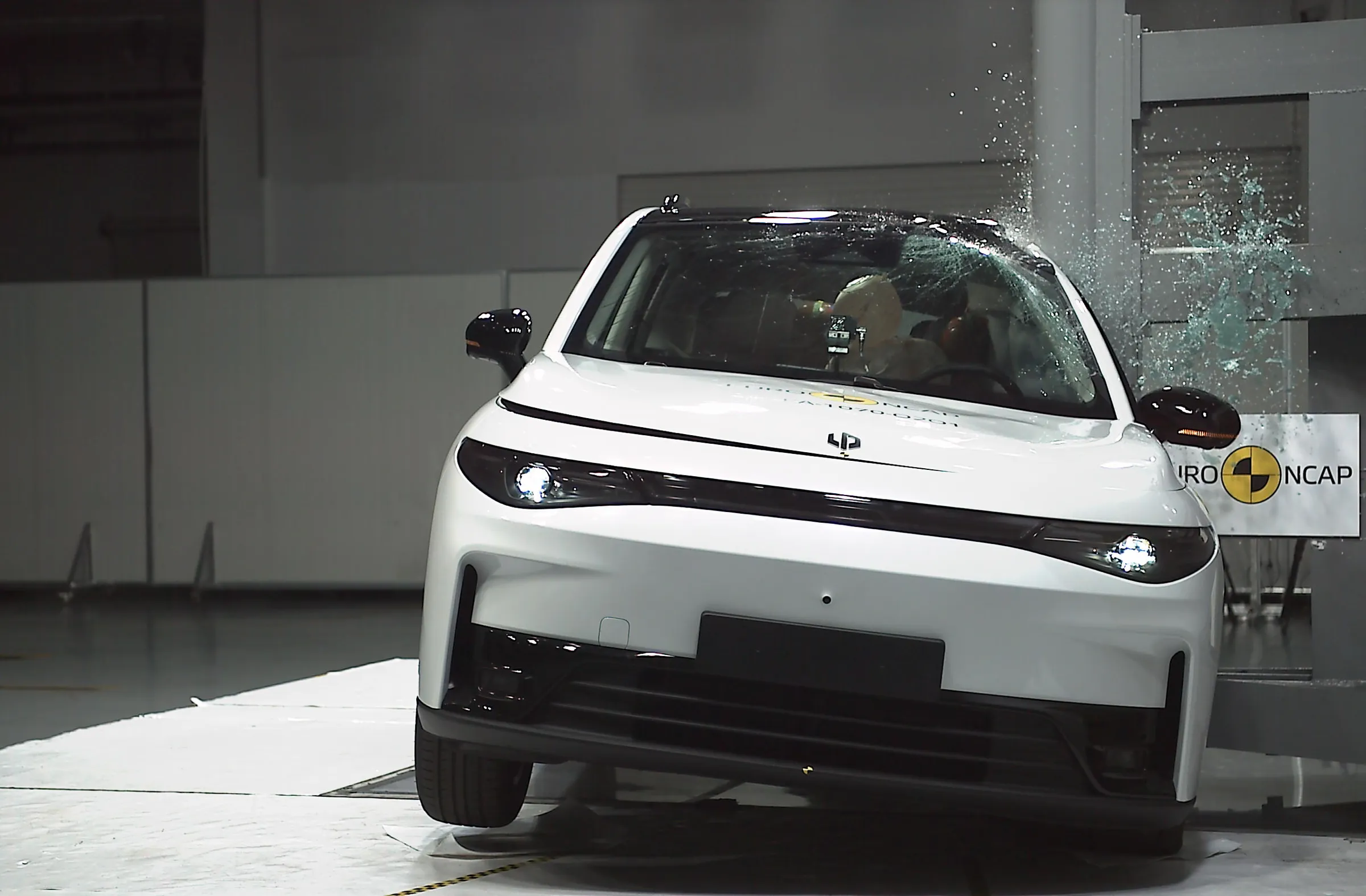 e4442f70-1a33-4f1b-9199-2d1b215652eb