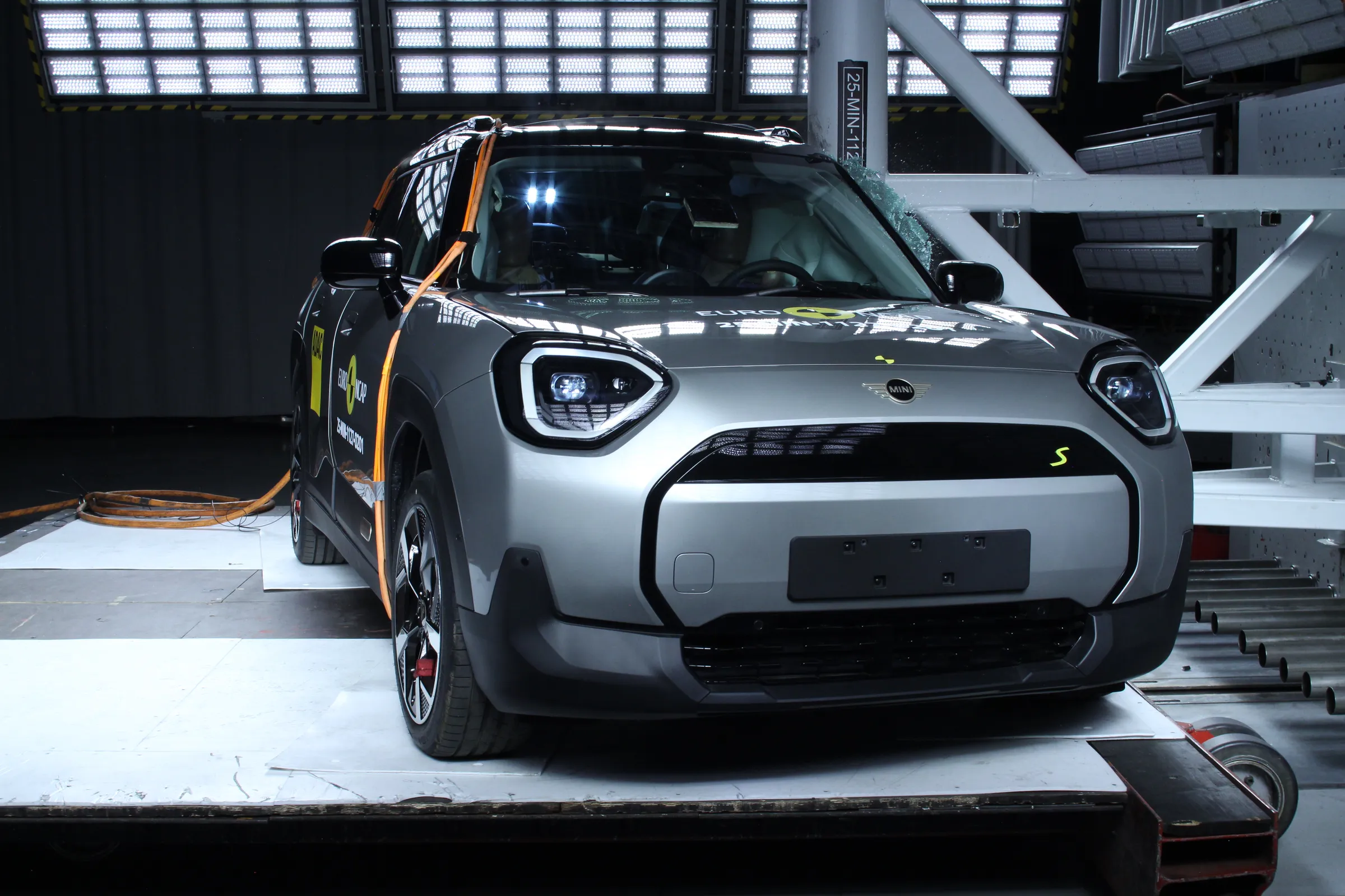 2c6cdcc9-430e-403e-8f6c-2eaecf261b79