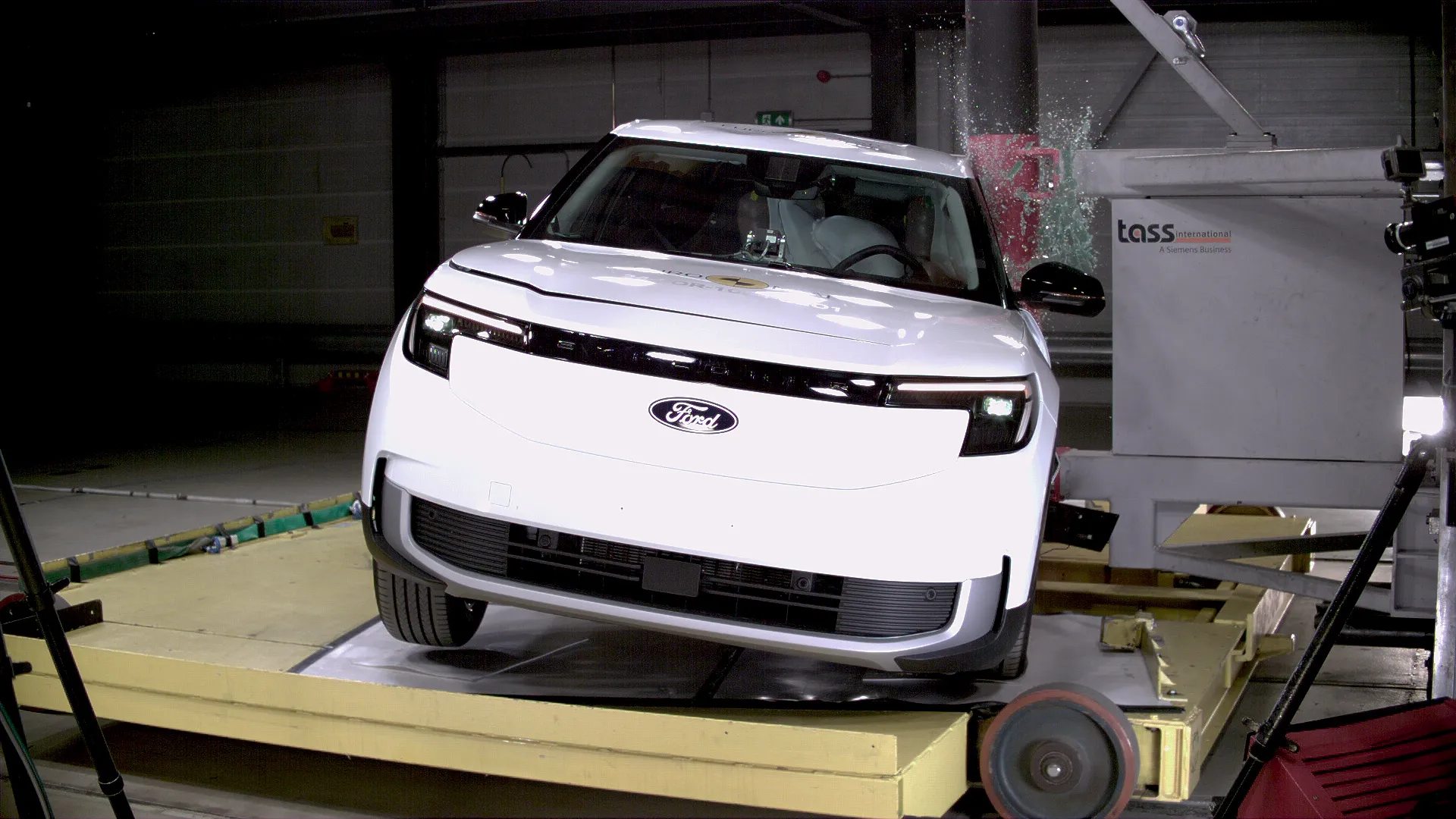 aad05683-a8d8-4936-a112-a1966db1818c