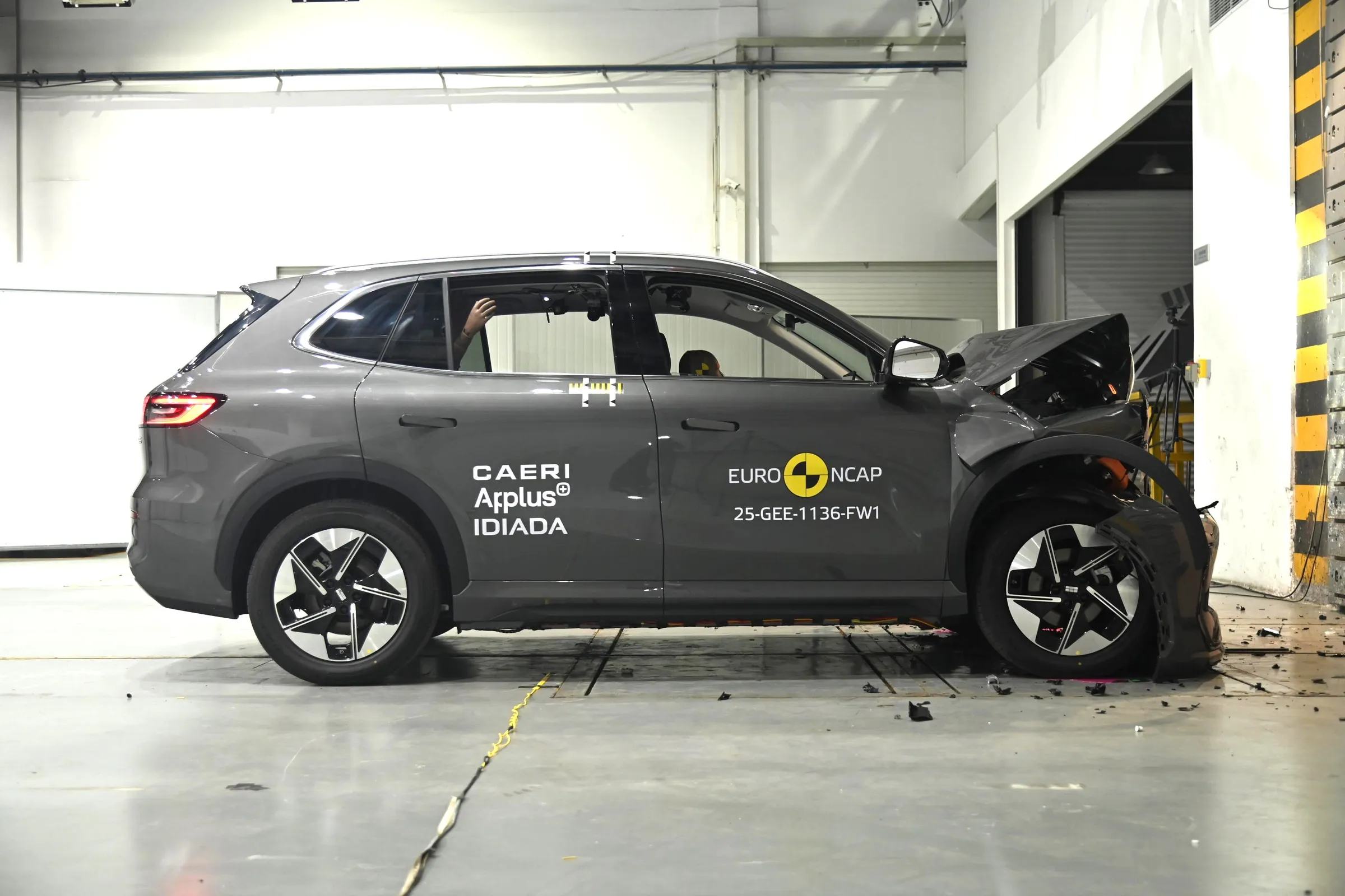 e58a97d7-4d9c-407b-b477-0243023be256