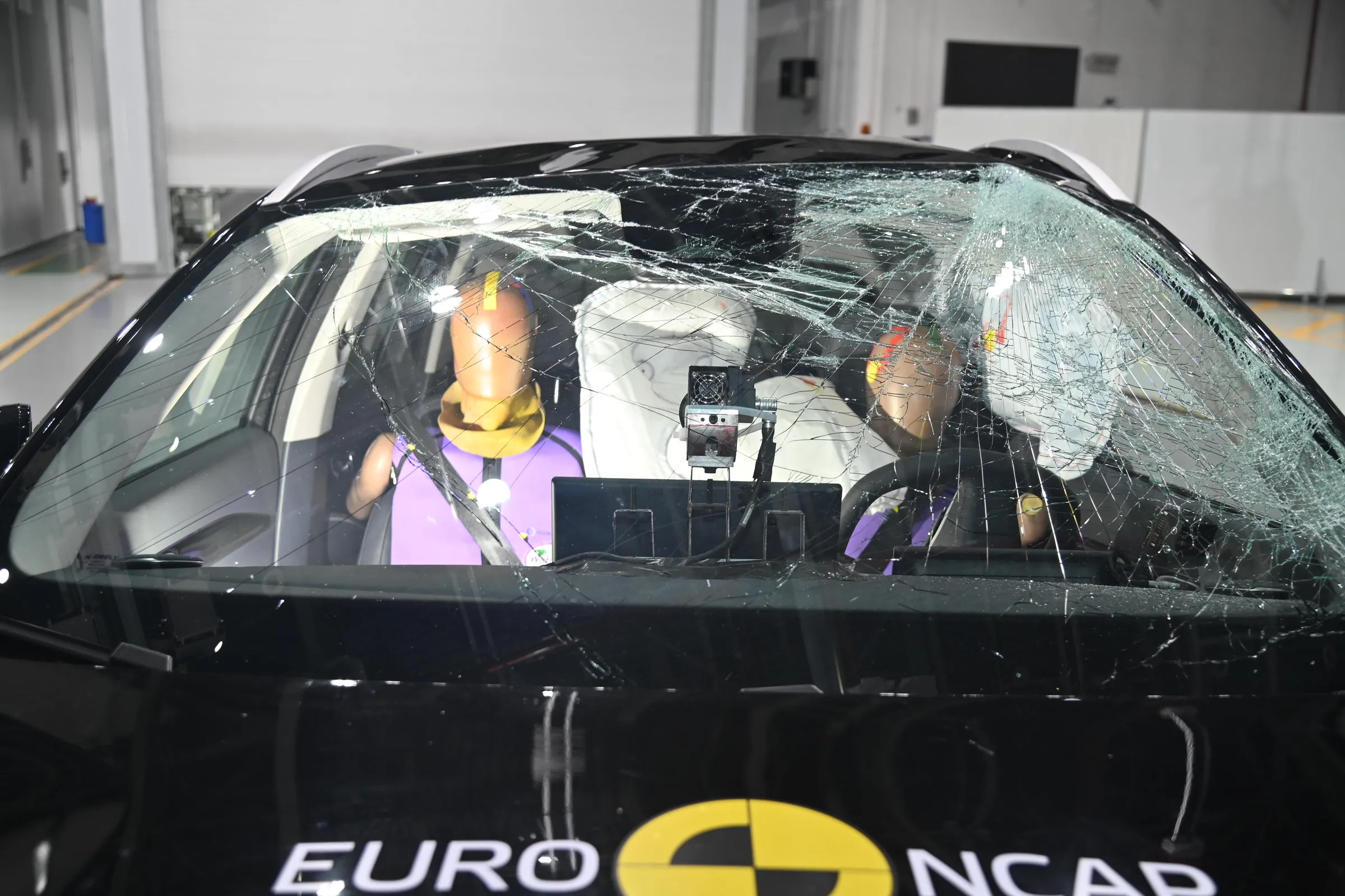 3db18acd-7da5-438c-9ac3-614583bb8bb0