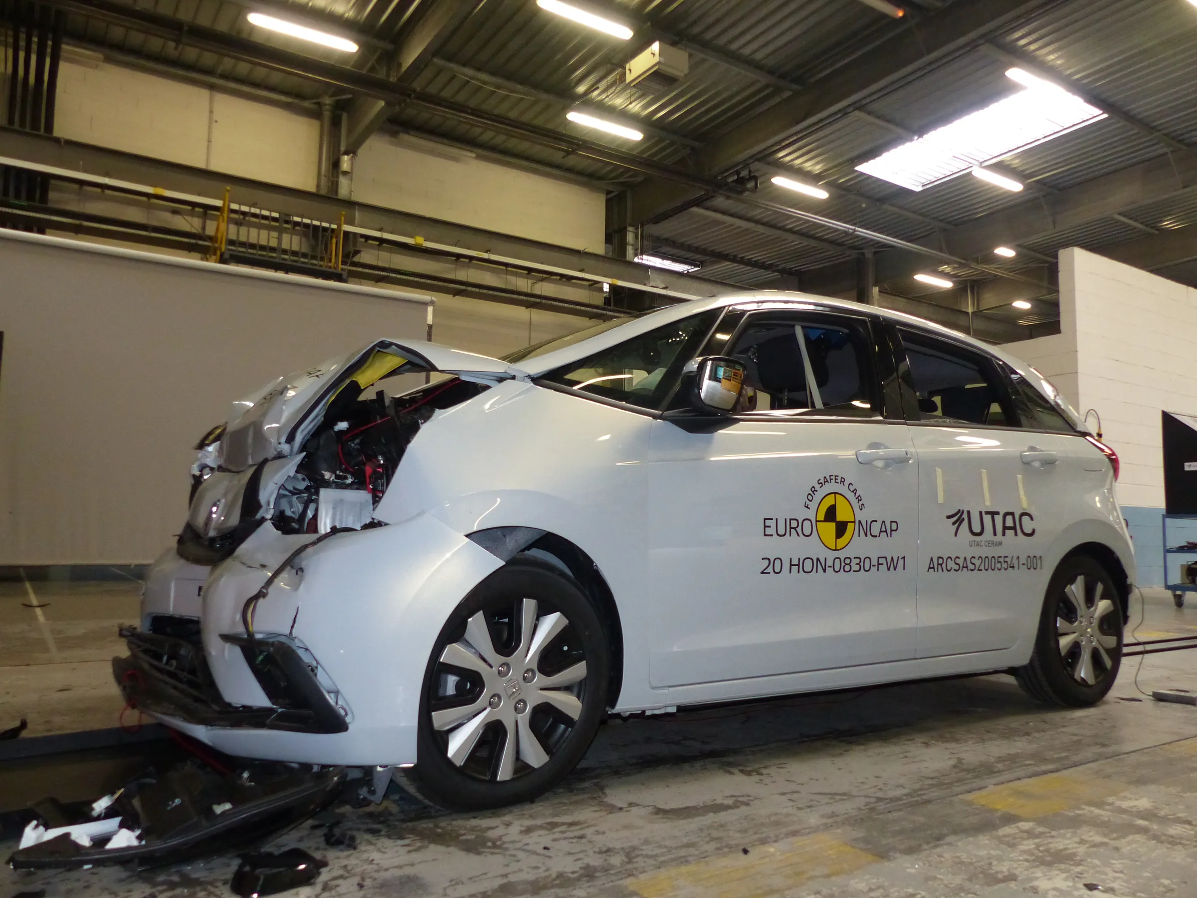 17a6f265-4aa1-4f44-a3a7-51690bb7d113