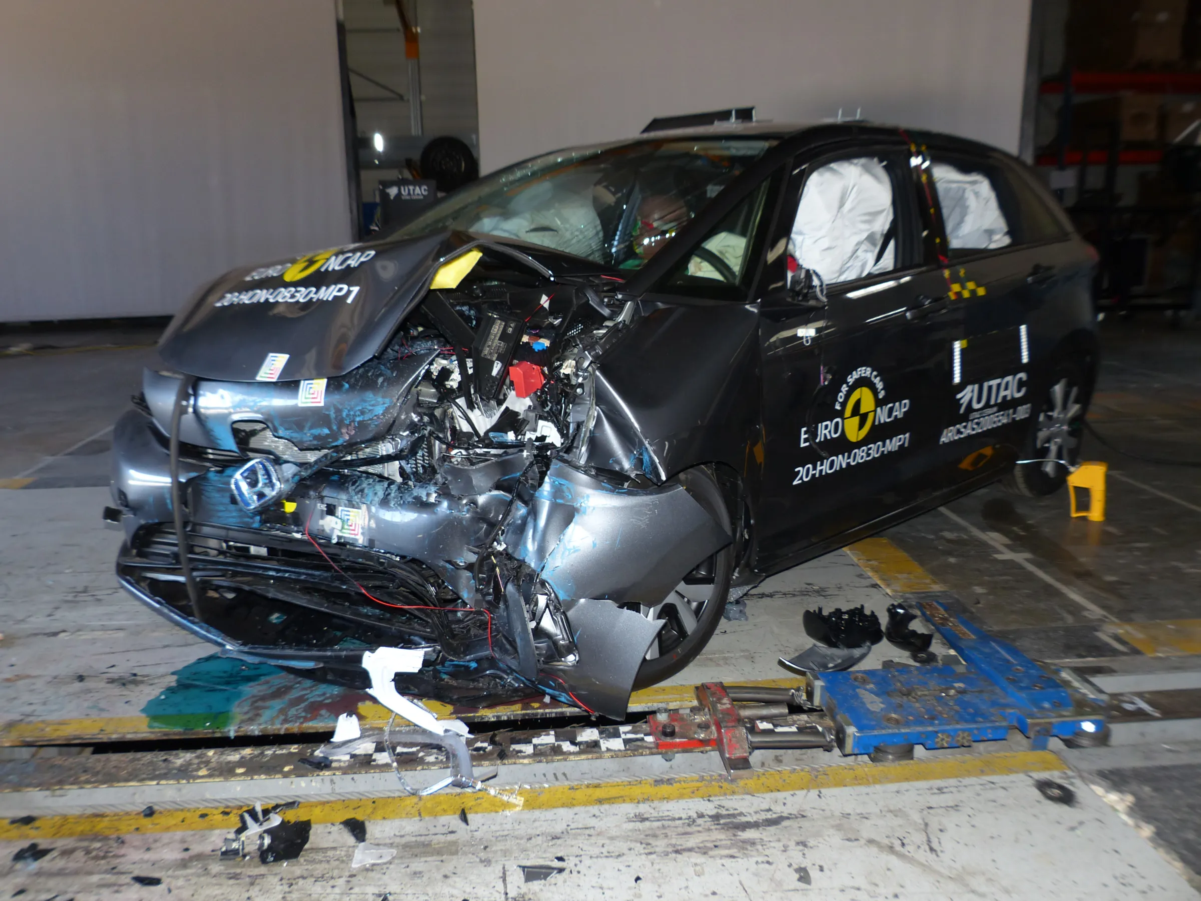 9aab25c0-a181-419a-9b7b-356e648095fb