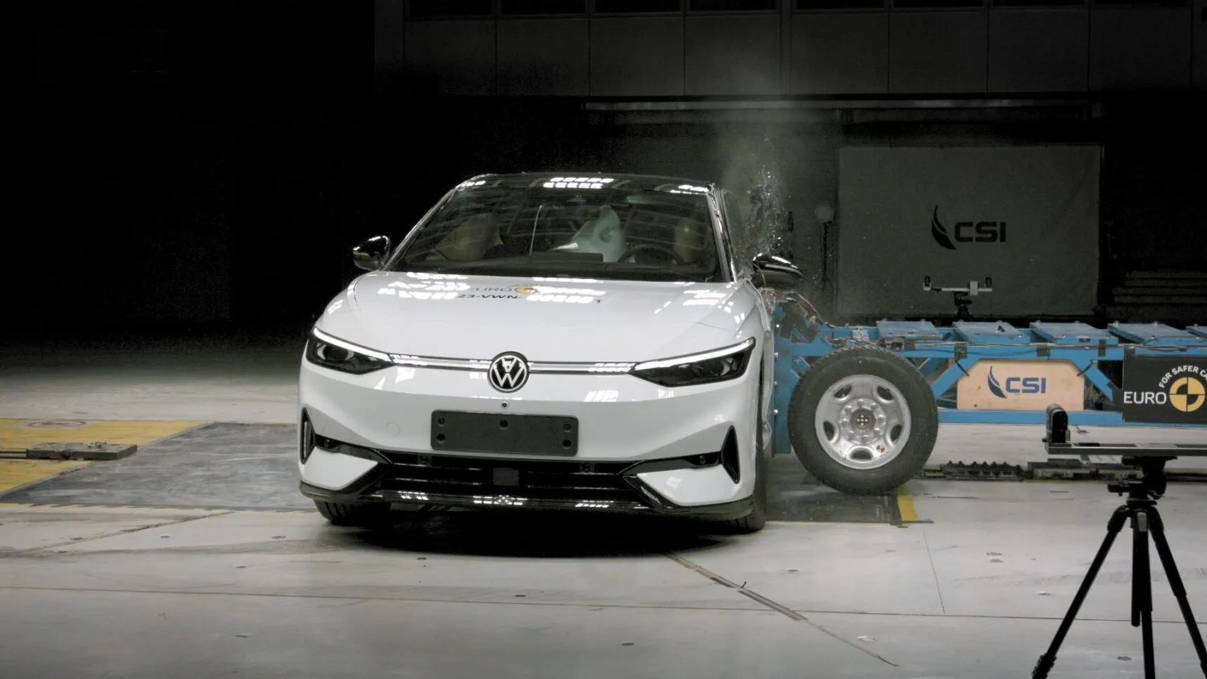 2392534e-f0f7-4429-b776-177a32085f1f