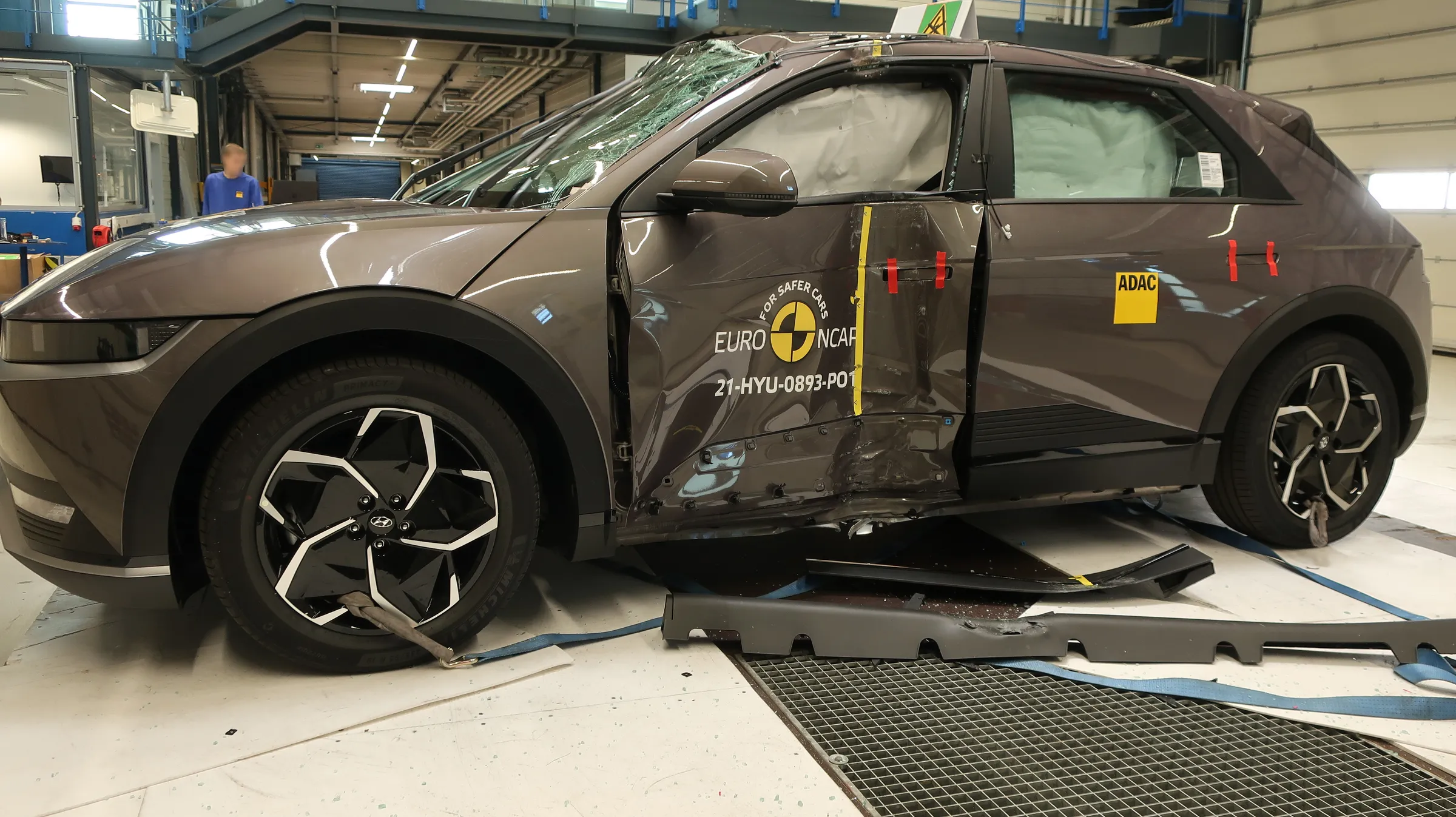 202e8fab-bfeb-4dda-9607-560f2bae14fe