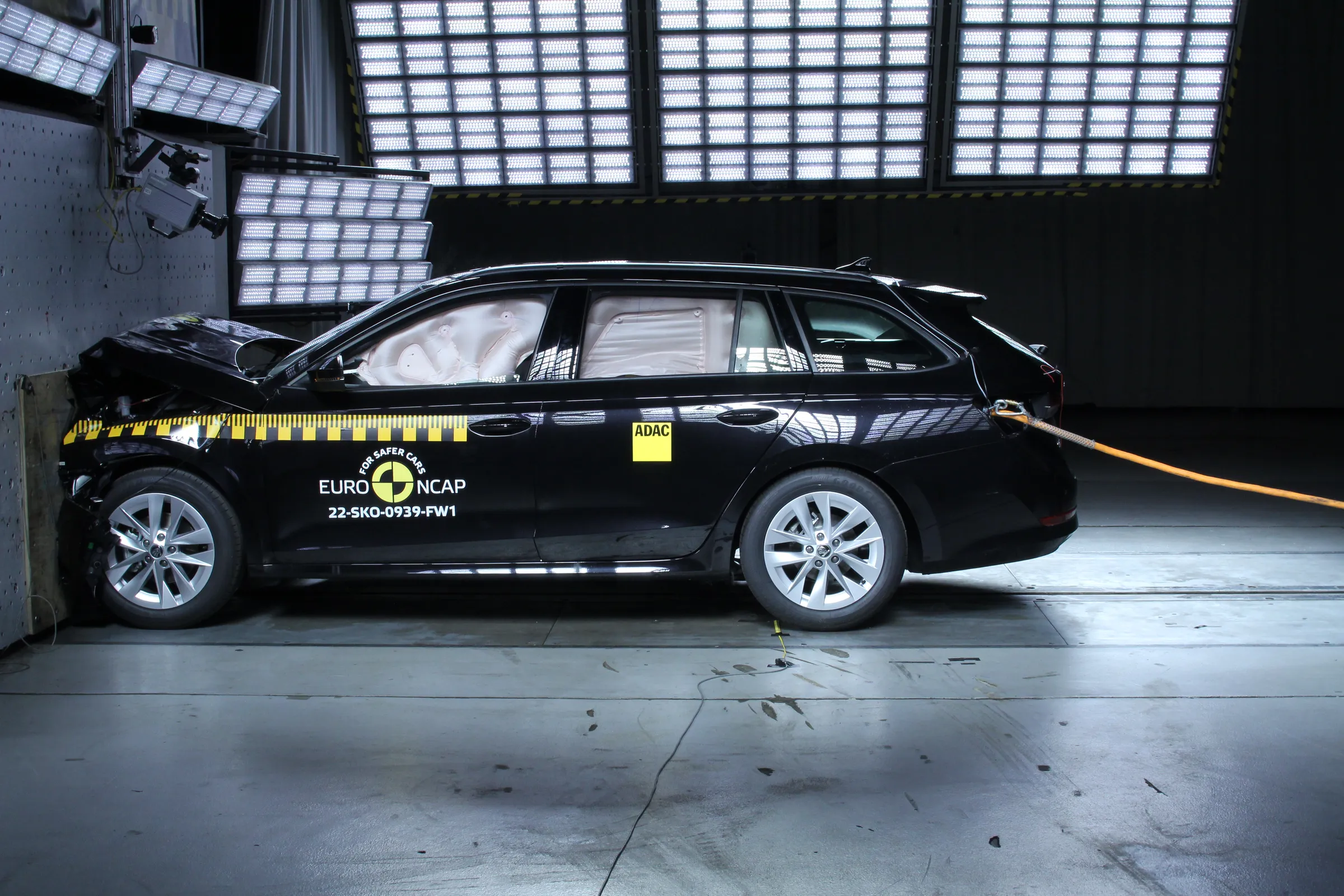 8755ad1c-9492-4cc8-8356-9d0462527476