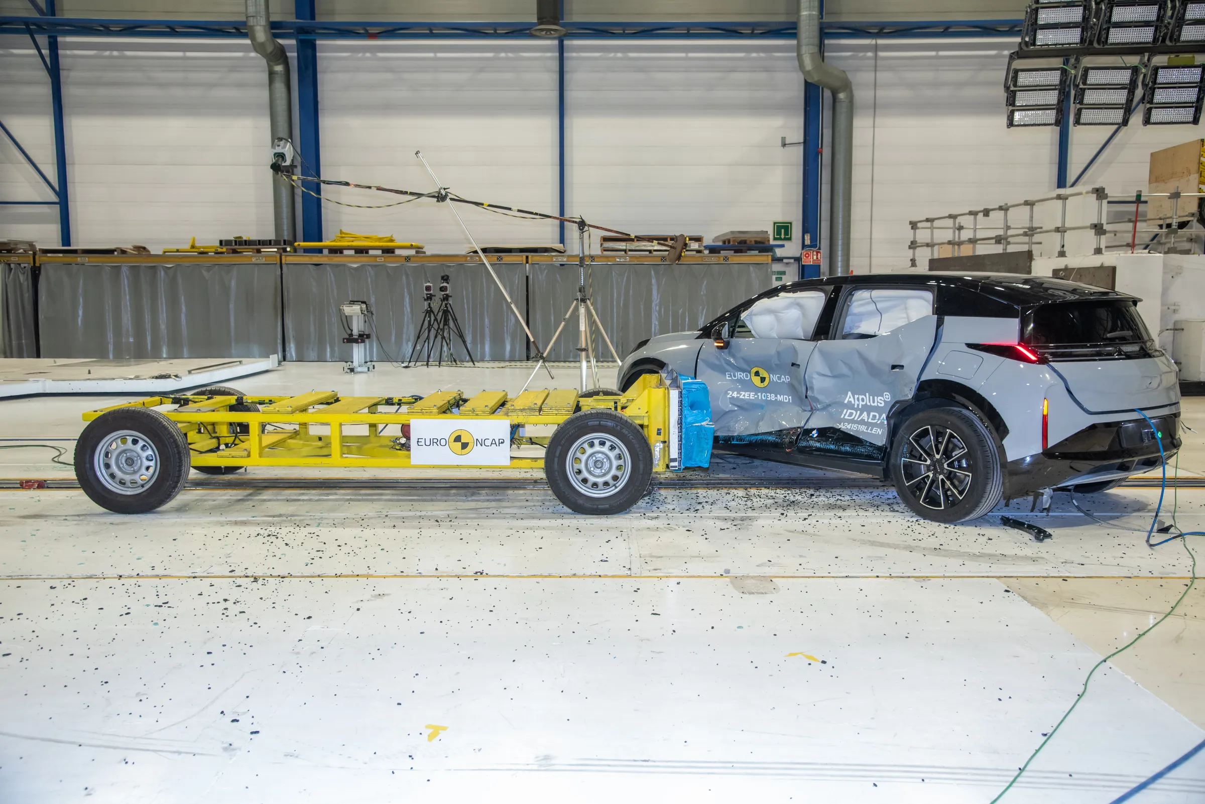 984984af-d449-4728-8fdb-44a6a3b177de