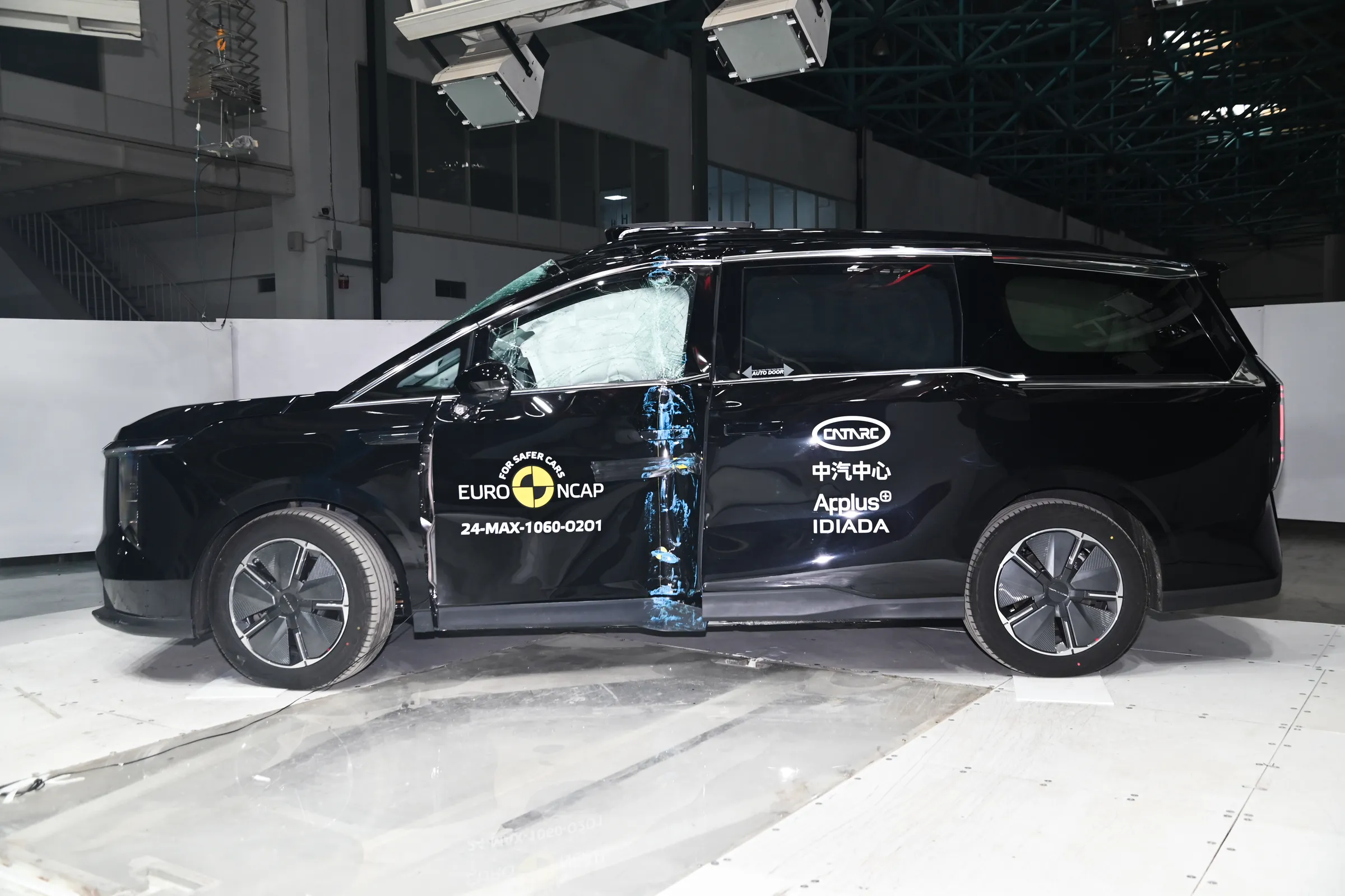 9f0cb888-d510-4273-8000-462c4a8aa735