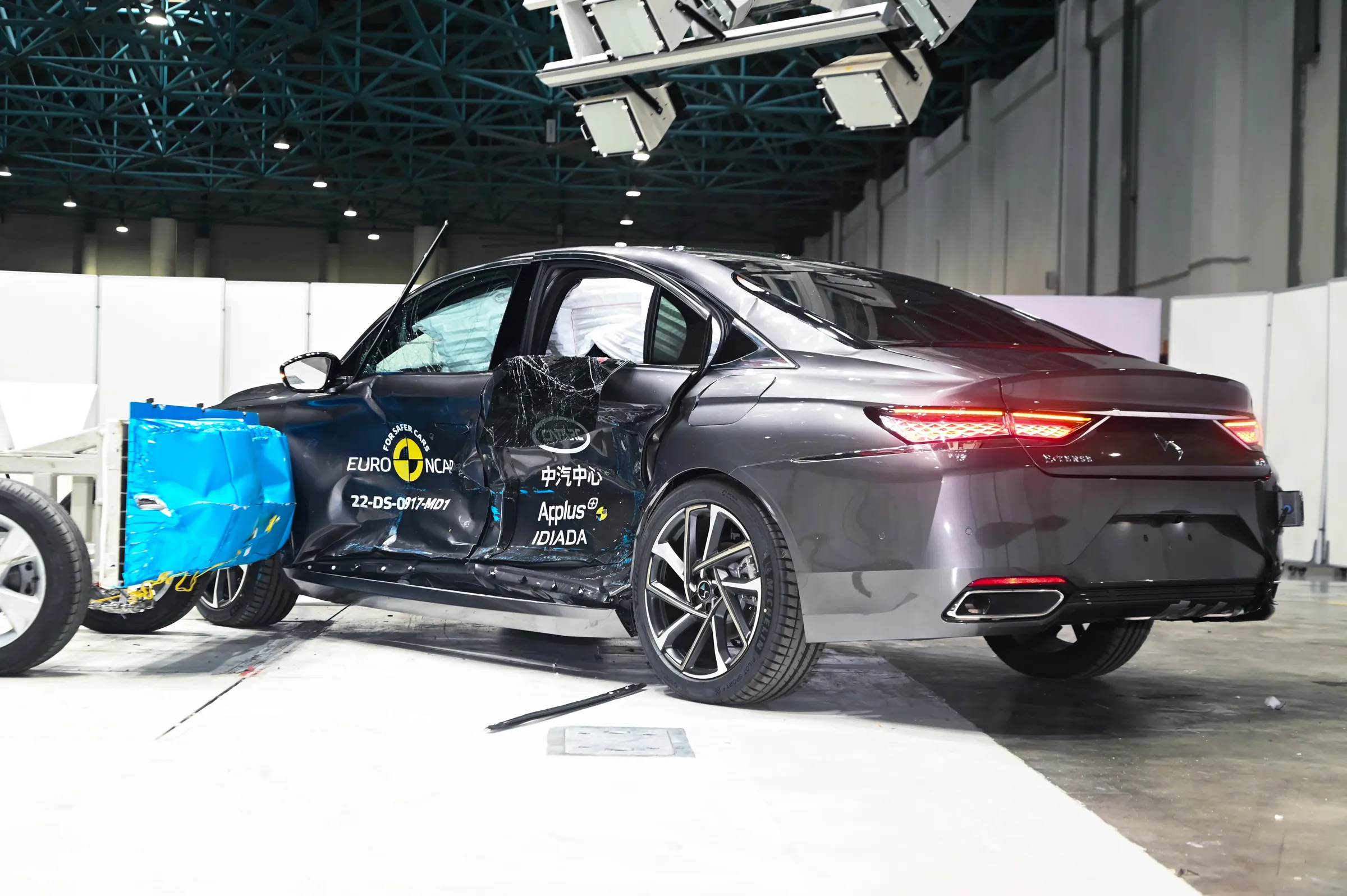 a004508b-cdb7-44aa-9aa1-b40d3527e534