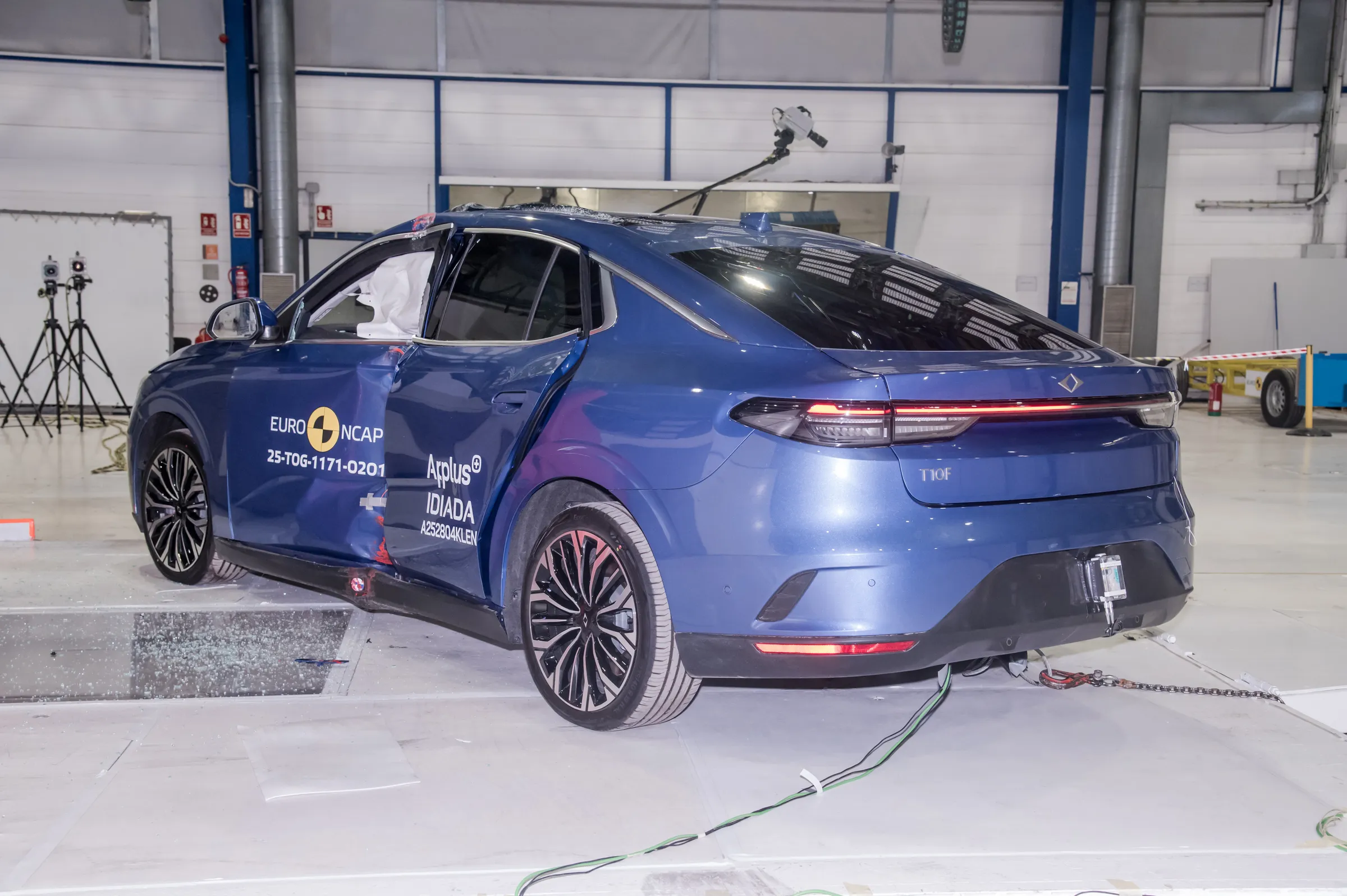 17ae2cb0-4c46-4e78-ba42-a24a084fba42