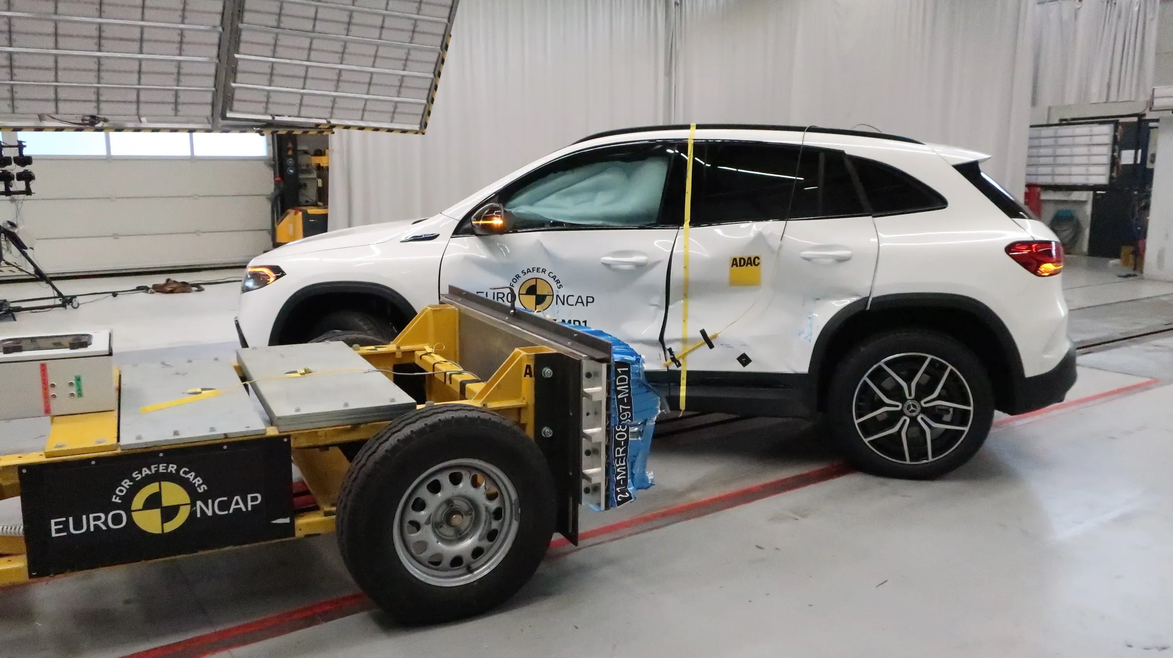 4463bfdd-dcb7-425b-9e3e-9ef11d1100d4