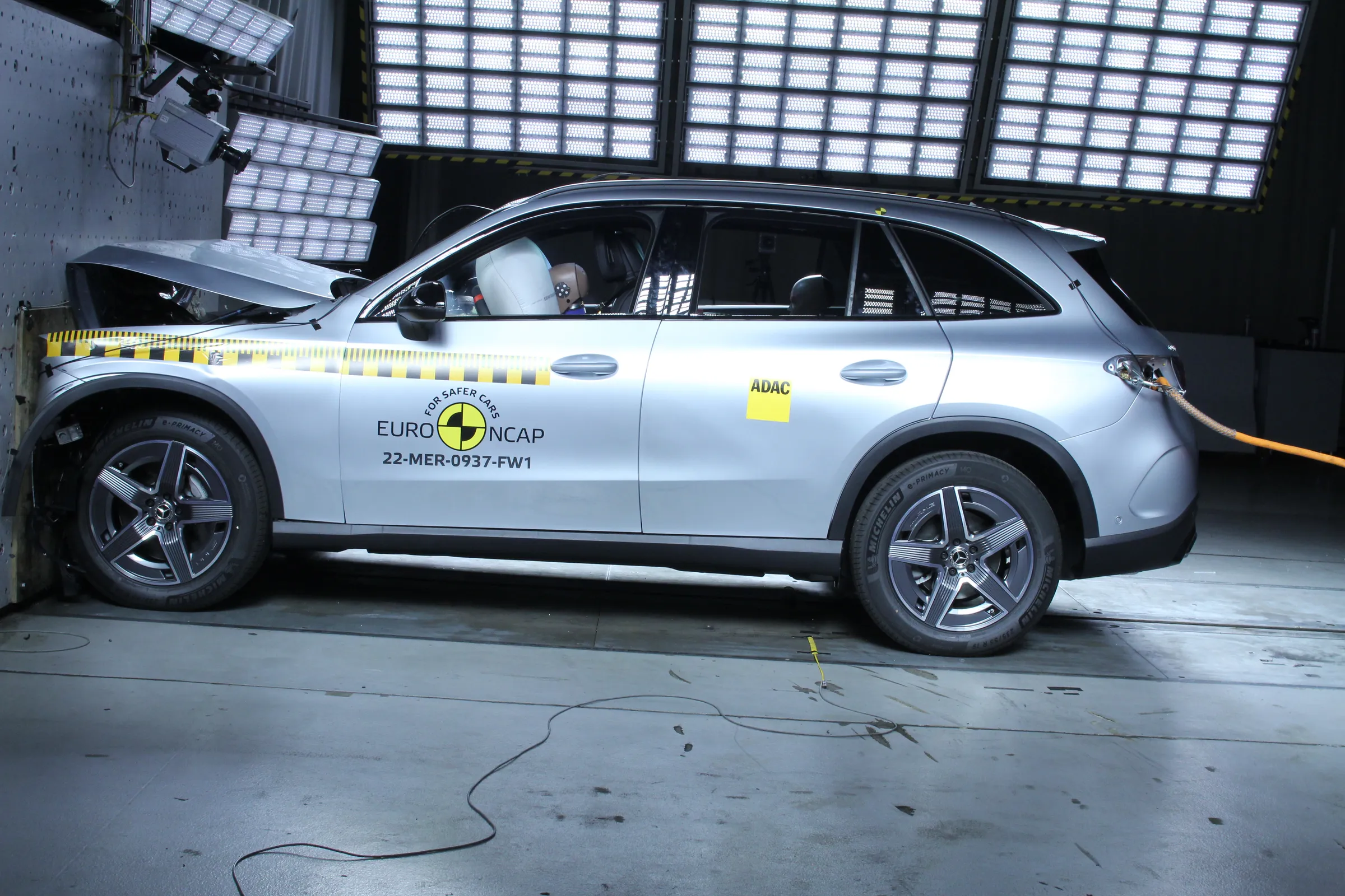 fbc83052-0036-4ec2-bf3e-19b4914e4cbb