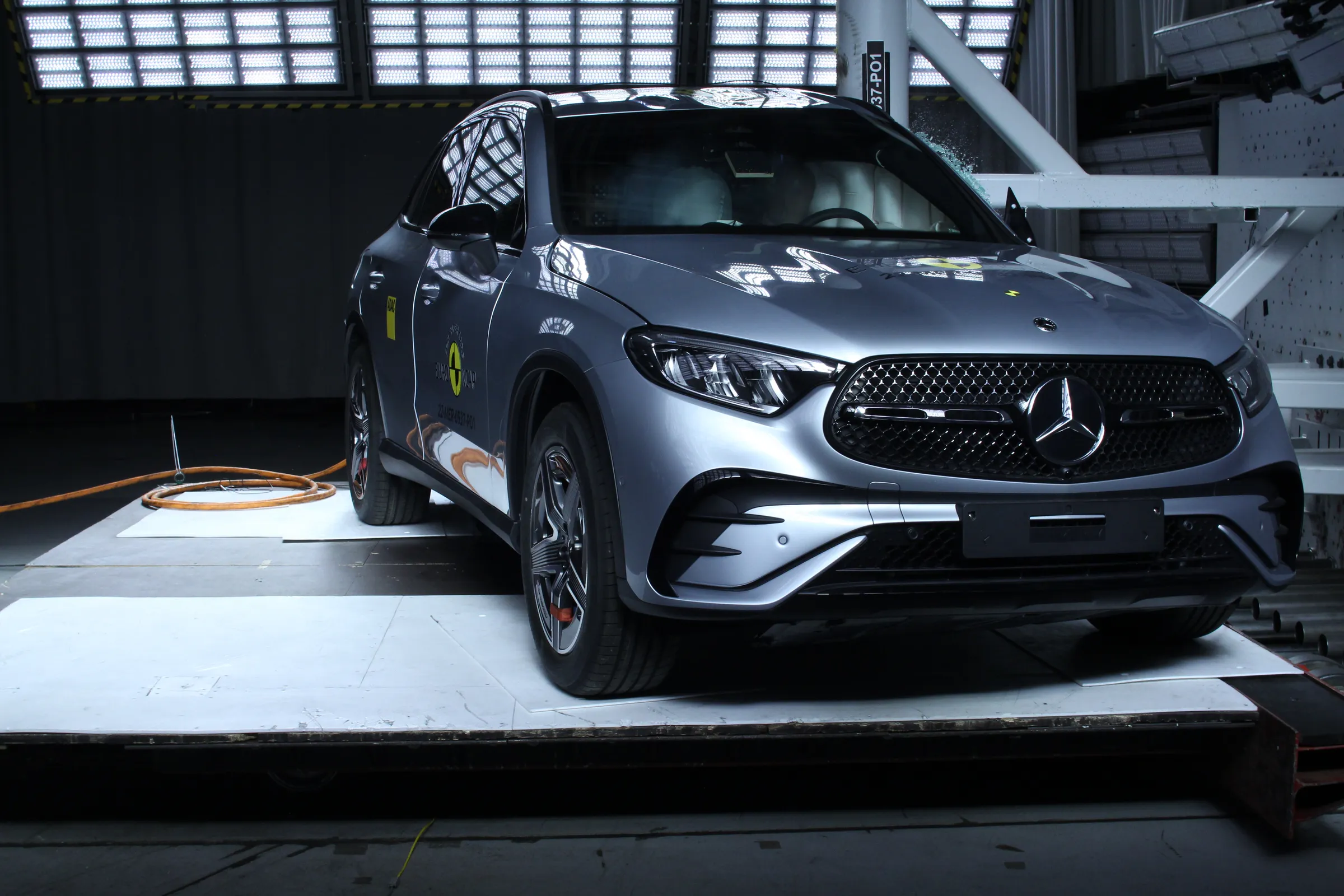 dd6aa590-25c6-4161-8ec1-81db0c6d1f3f