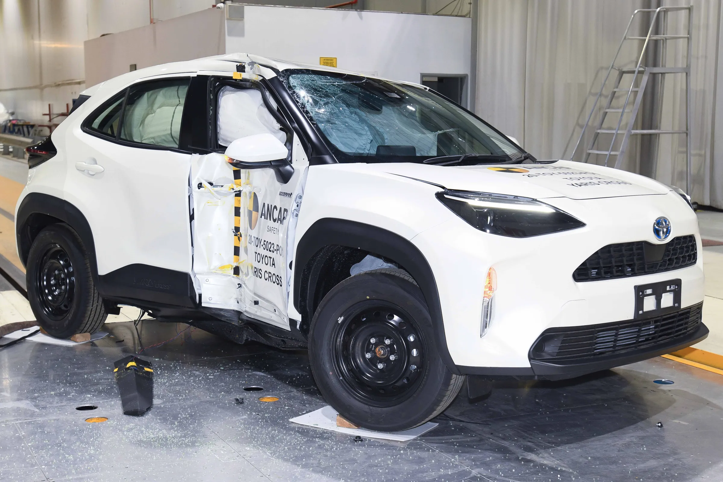 f9e06eeb-a4fe-410e-93cd-aa16d2551aa5