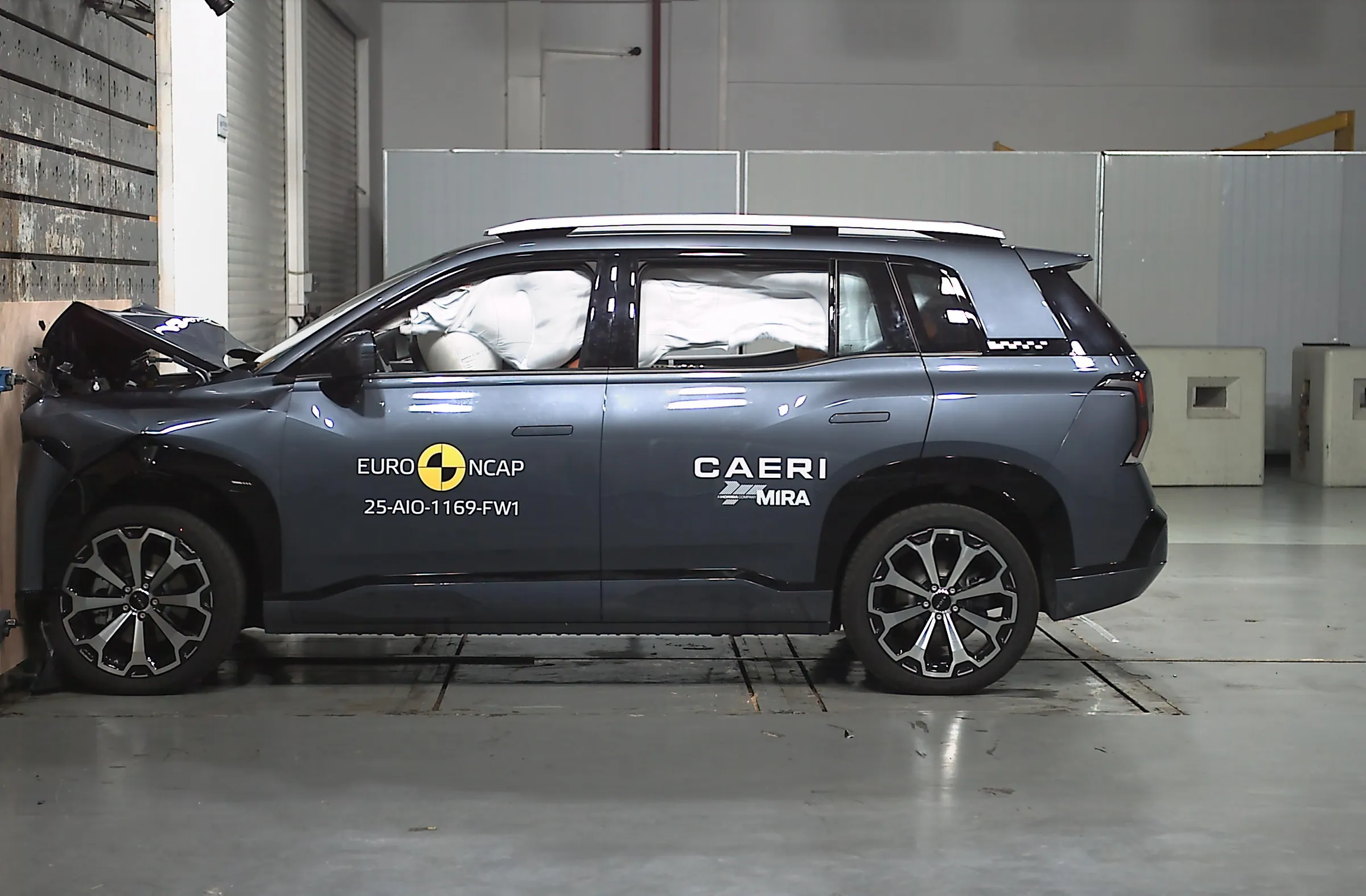 99dc4273-6e08-489e-afb7-bc862f7077f8