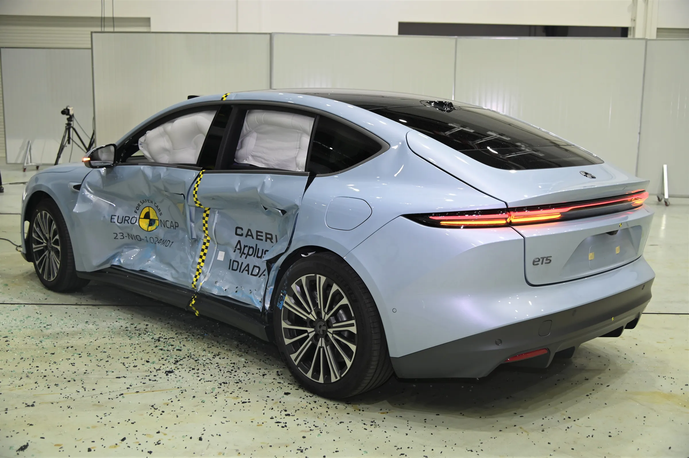 4d5d4371-b40a-4d6e-9c3e-fa105094bc94