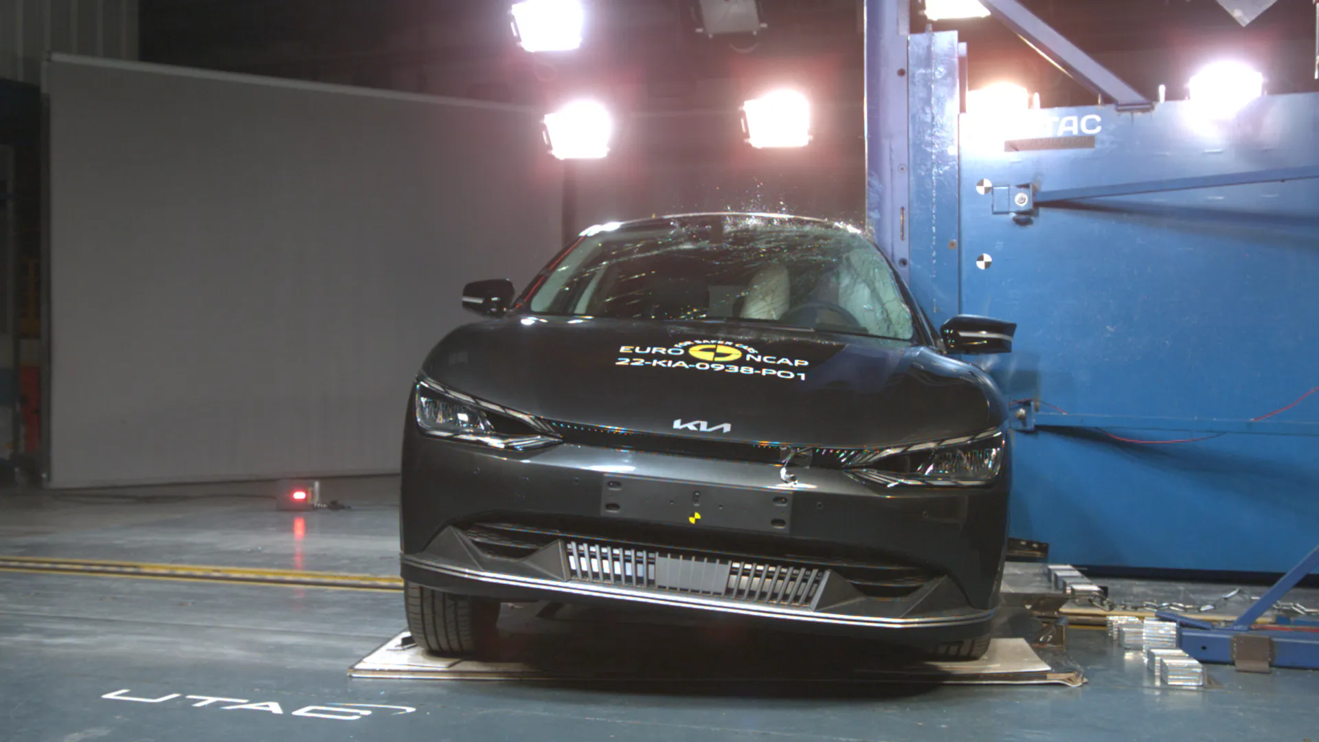 847d85e2-5765-4e4b-9d95-6798d1bd2daa