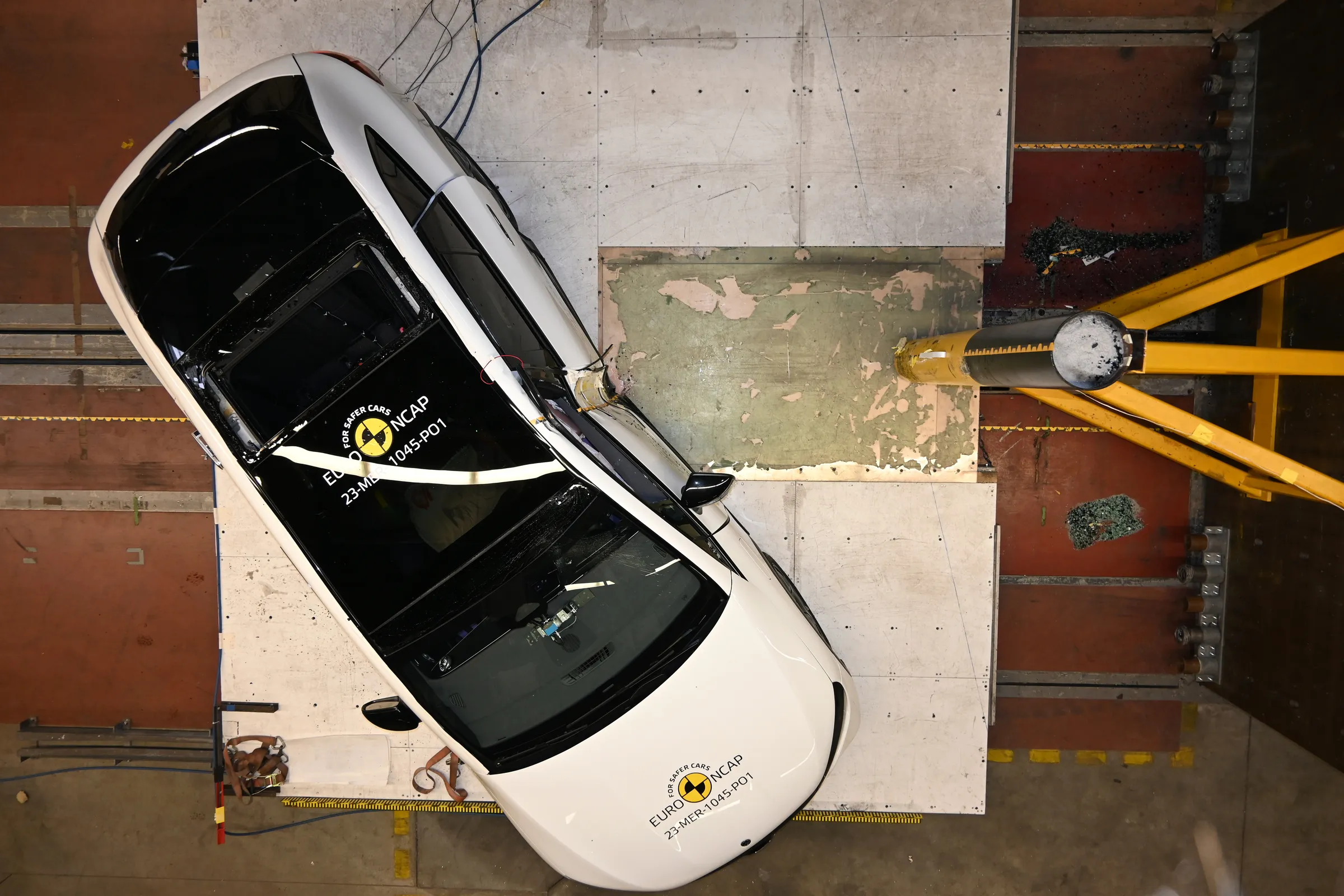 e48e83d7-1d9d-44fe-8683-1828c95b818d