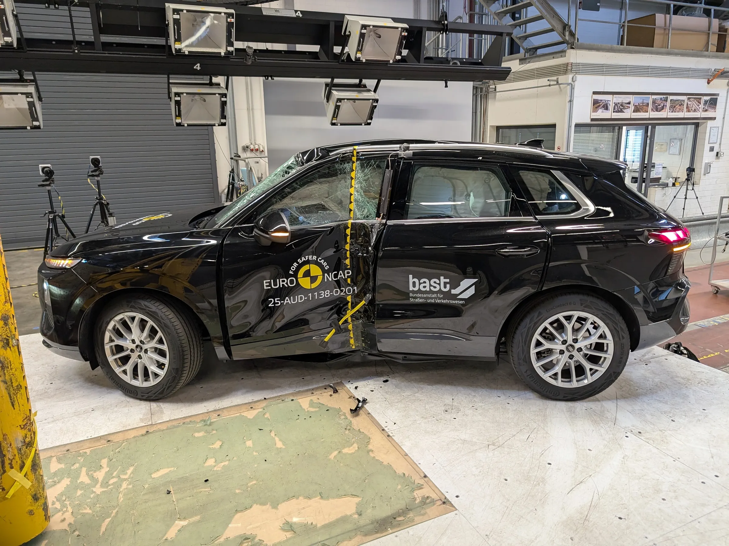 9ed32e0f-7349-424d-b155-3a092266230e