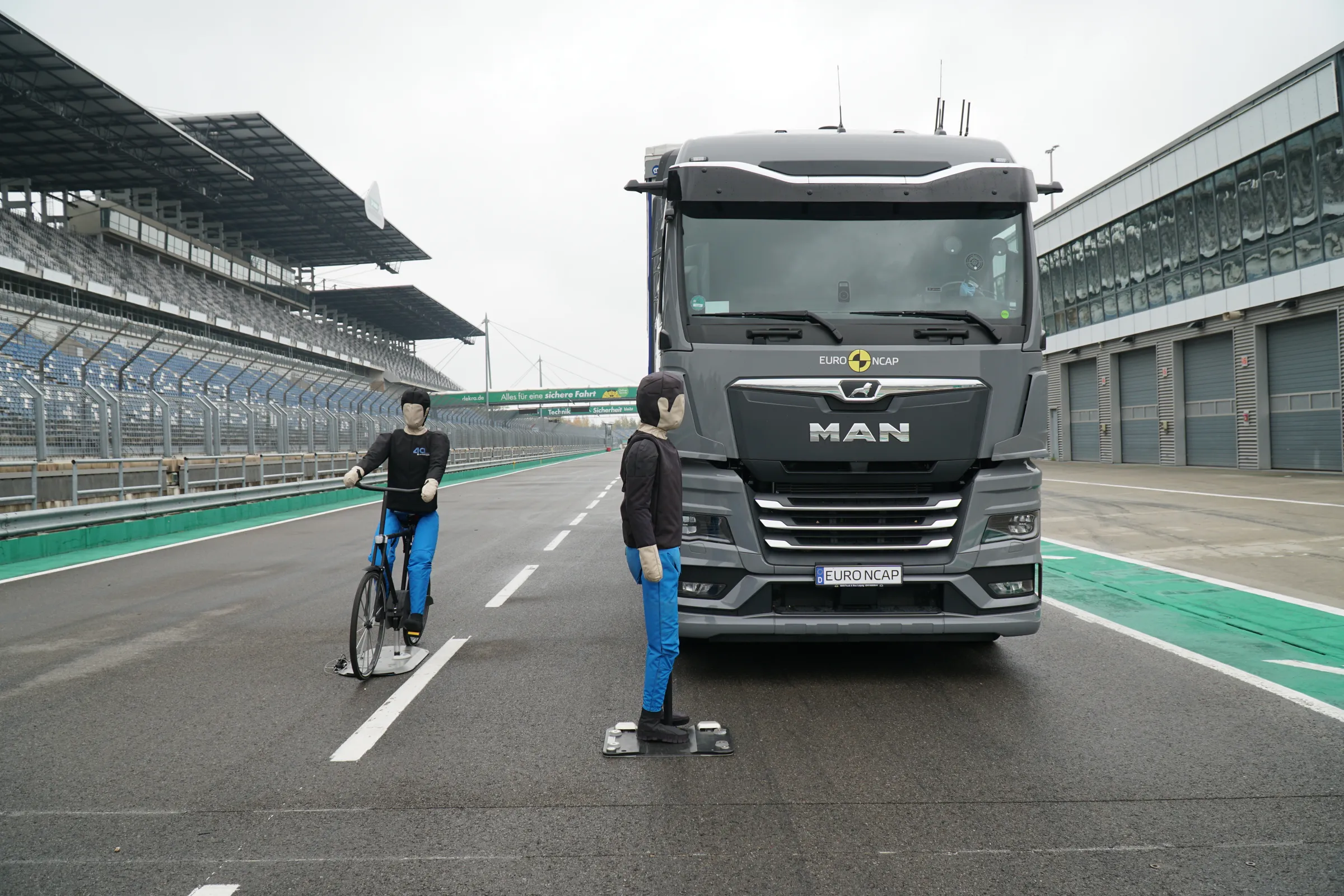 14fd1373-d6b2-415f-83ae-5a1250164265