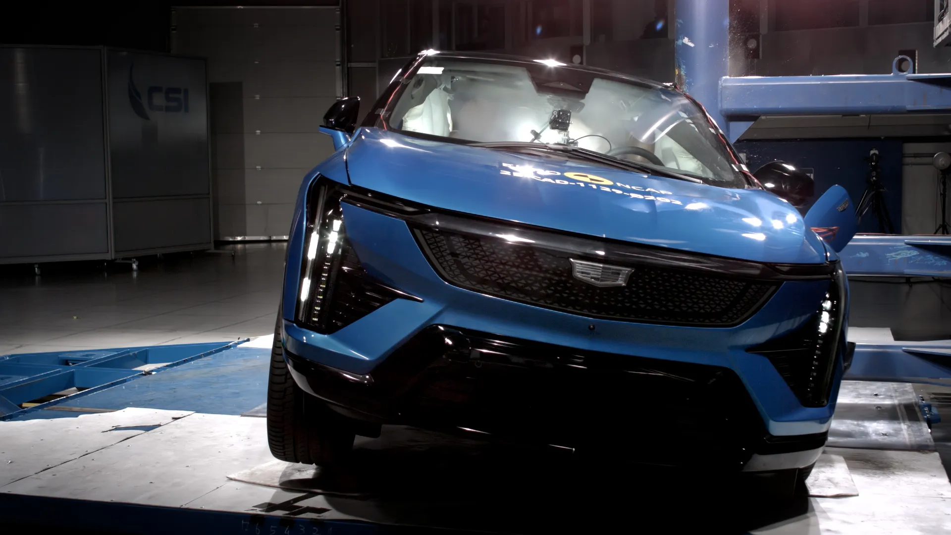 ff65c1a7-b3e9-4900-8597-e9bdfb0ee4b7