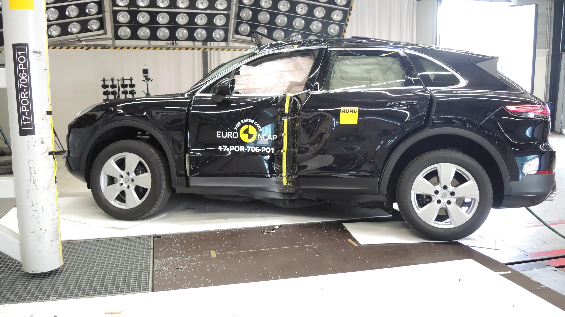 52f5e175-543c-41b5-8614-bb8b63ea5700