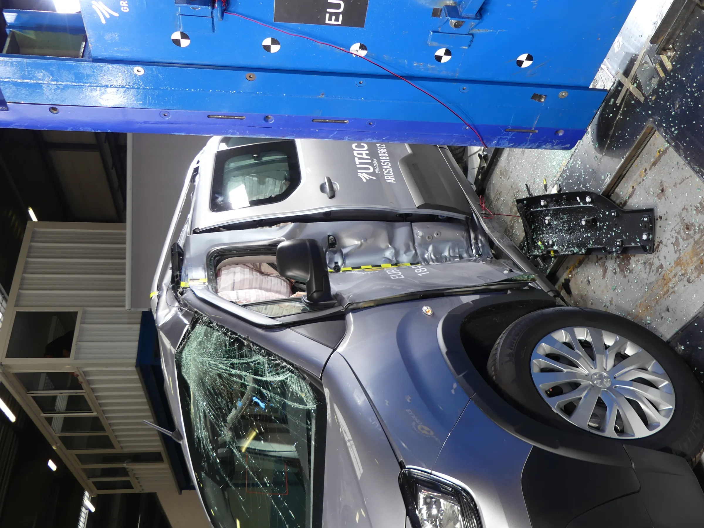 b046d78e-b649-4151-977a-20830bb9c674