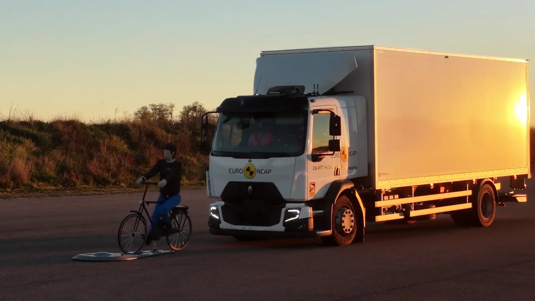 cf5eccb4-37b6-4139-b028-6b8913e717bc