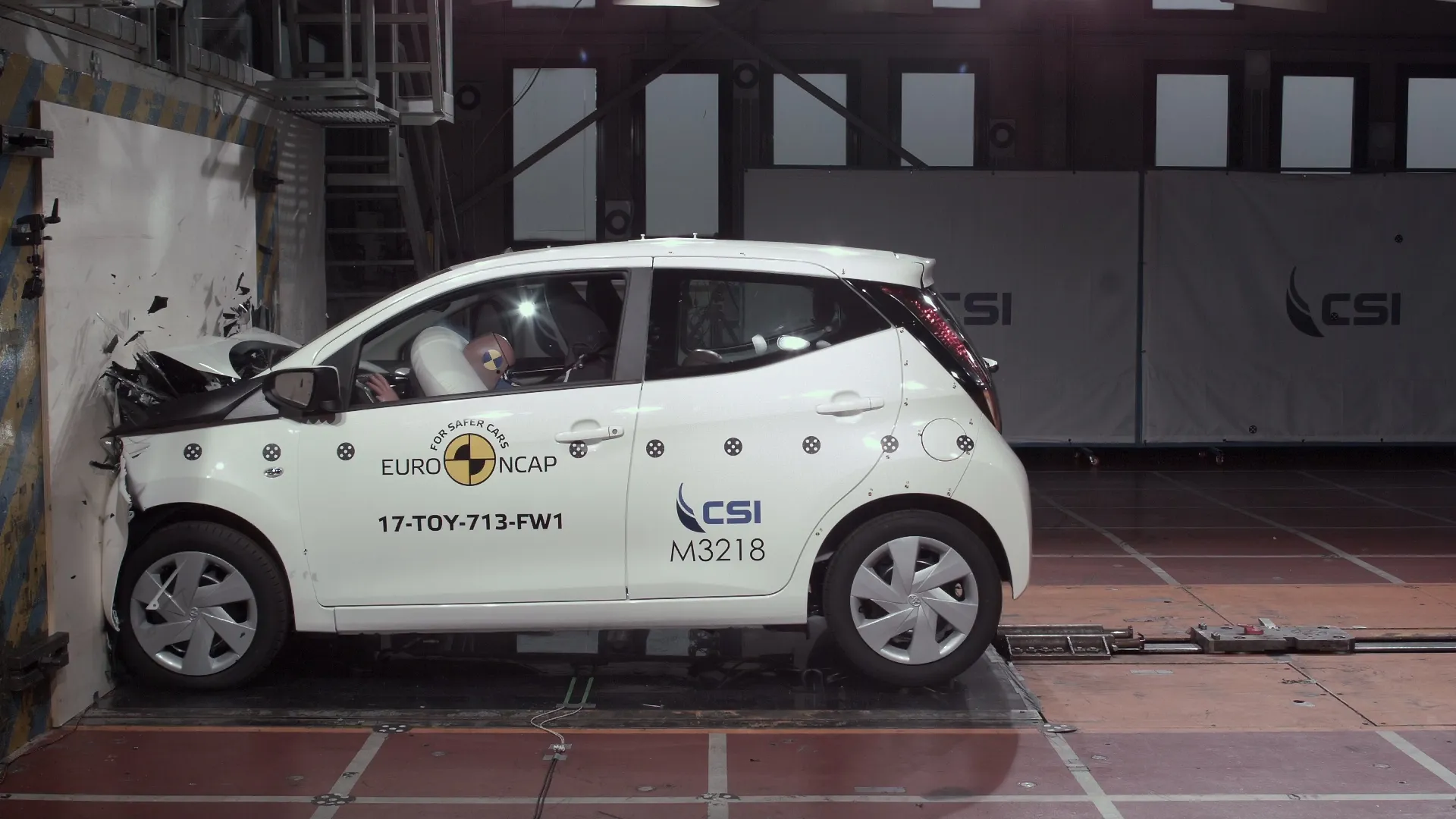 893fee9f-cf98-41ce-838d-da7d267ade2e