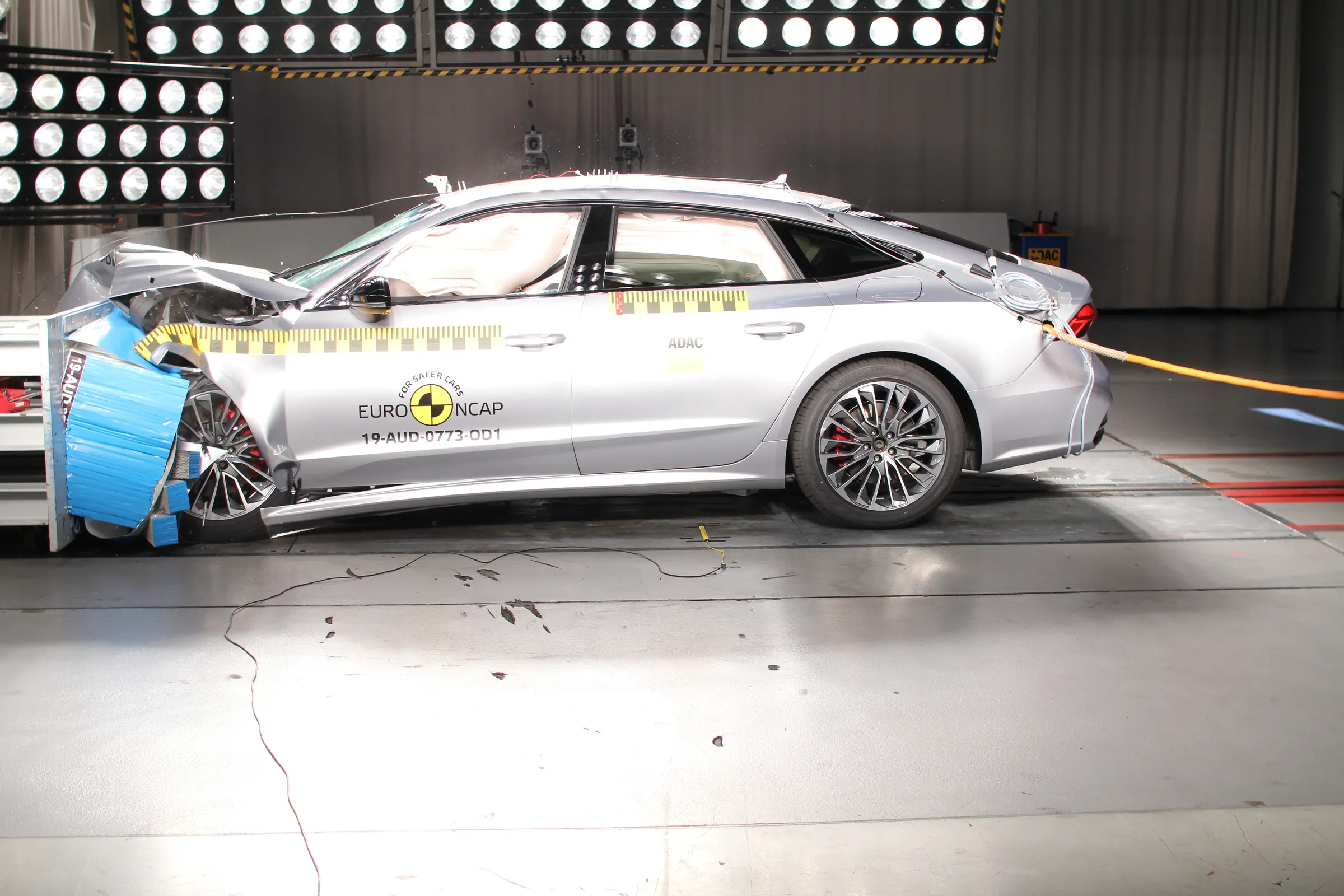 2ca1190d-c522-4b6f-8f6c-f1f6e6c52325