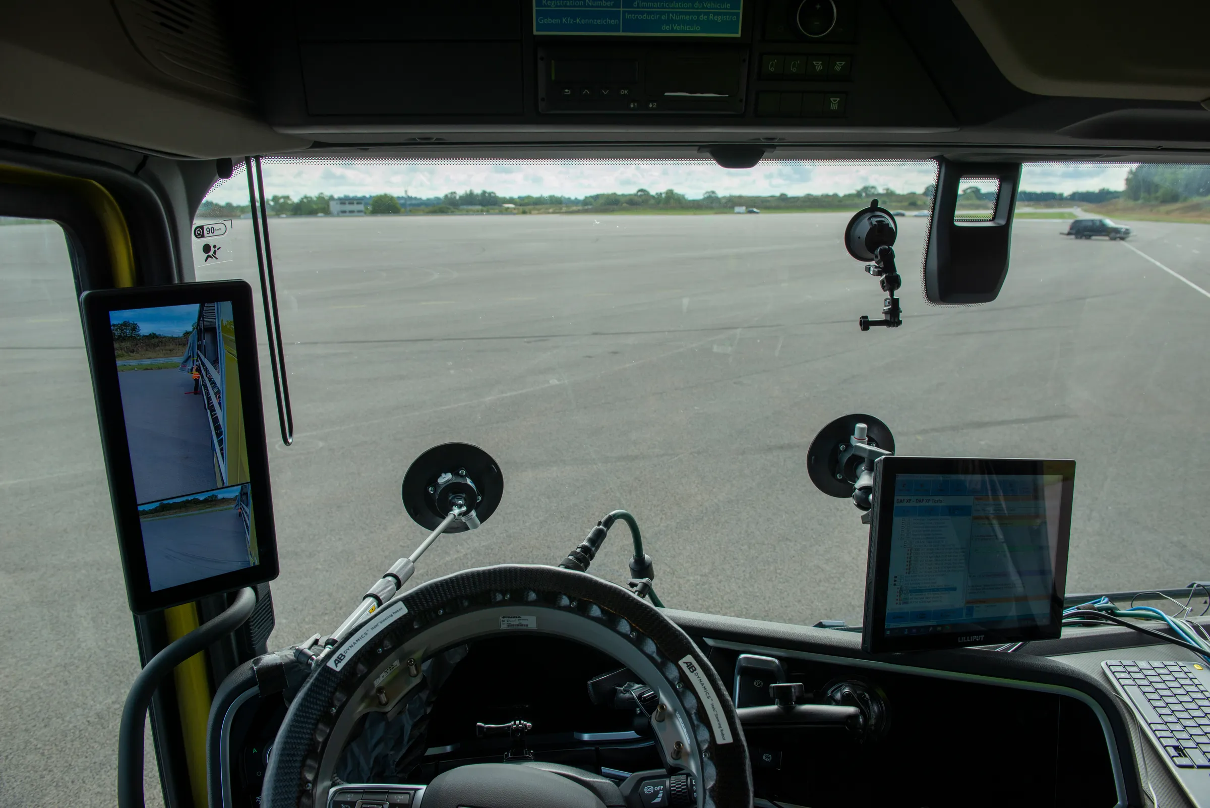 8a85f1ae-3d27-42ba-8397-2f1e053936fc